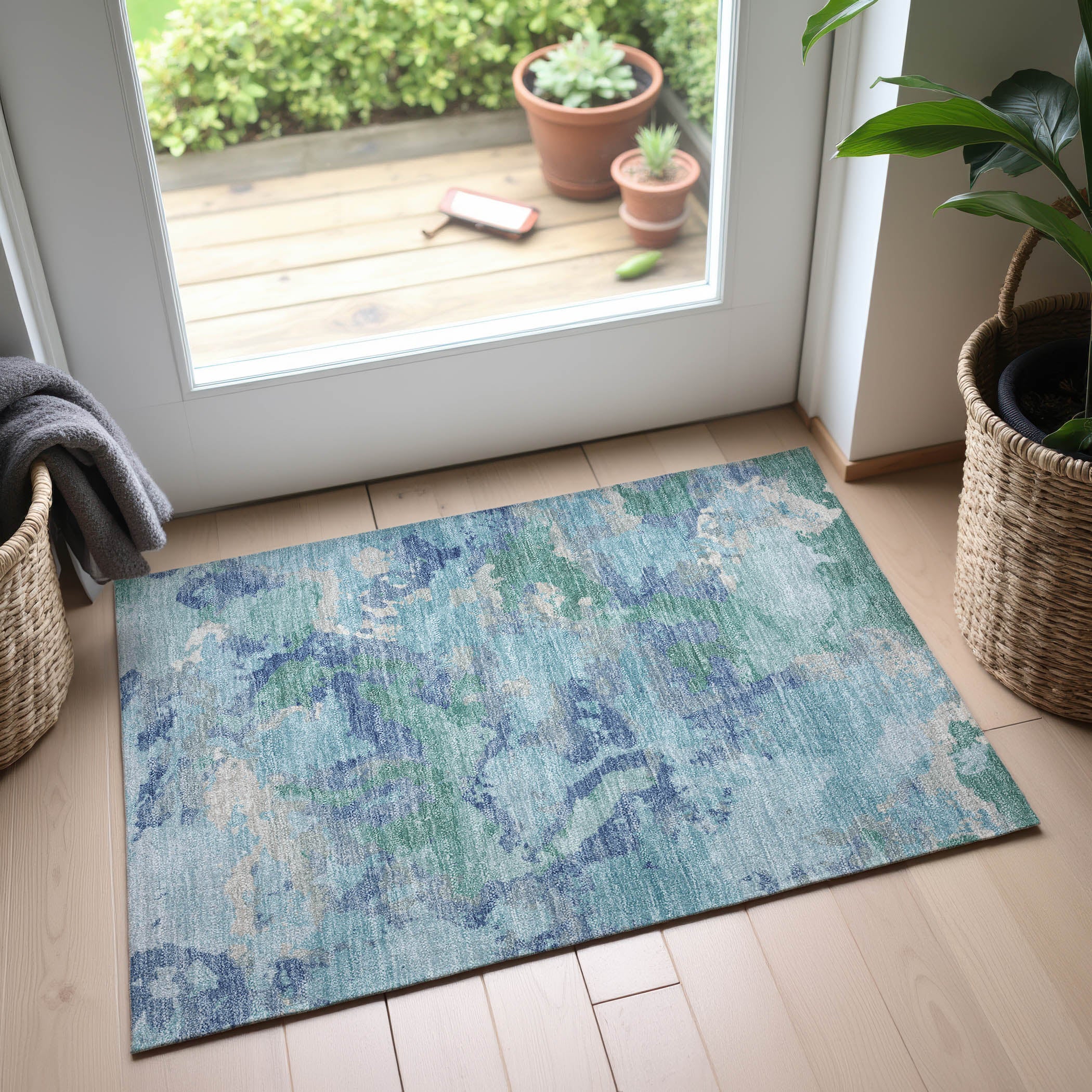 Havana Machine Washable Transitional Seafoam Blue Rug 1'8" x 2'6" #shape_Rectangle