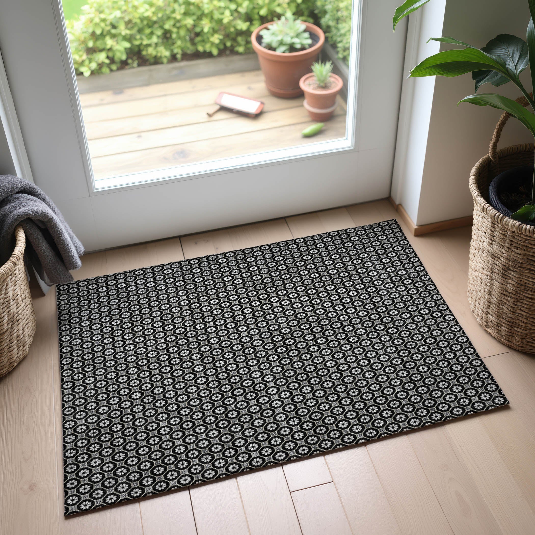 Siena Machine Washable Transitional Black Rug 1'8" x 2'6" #shape_Rectangle