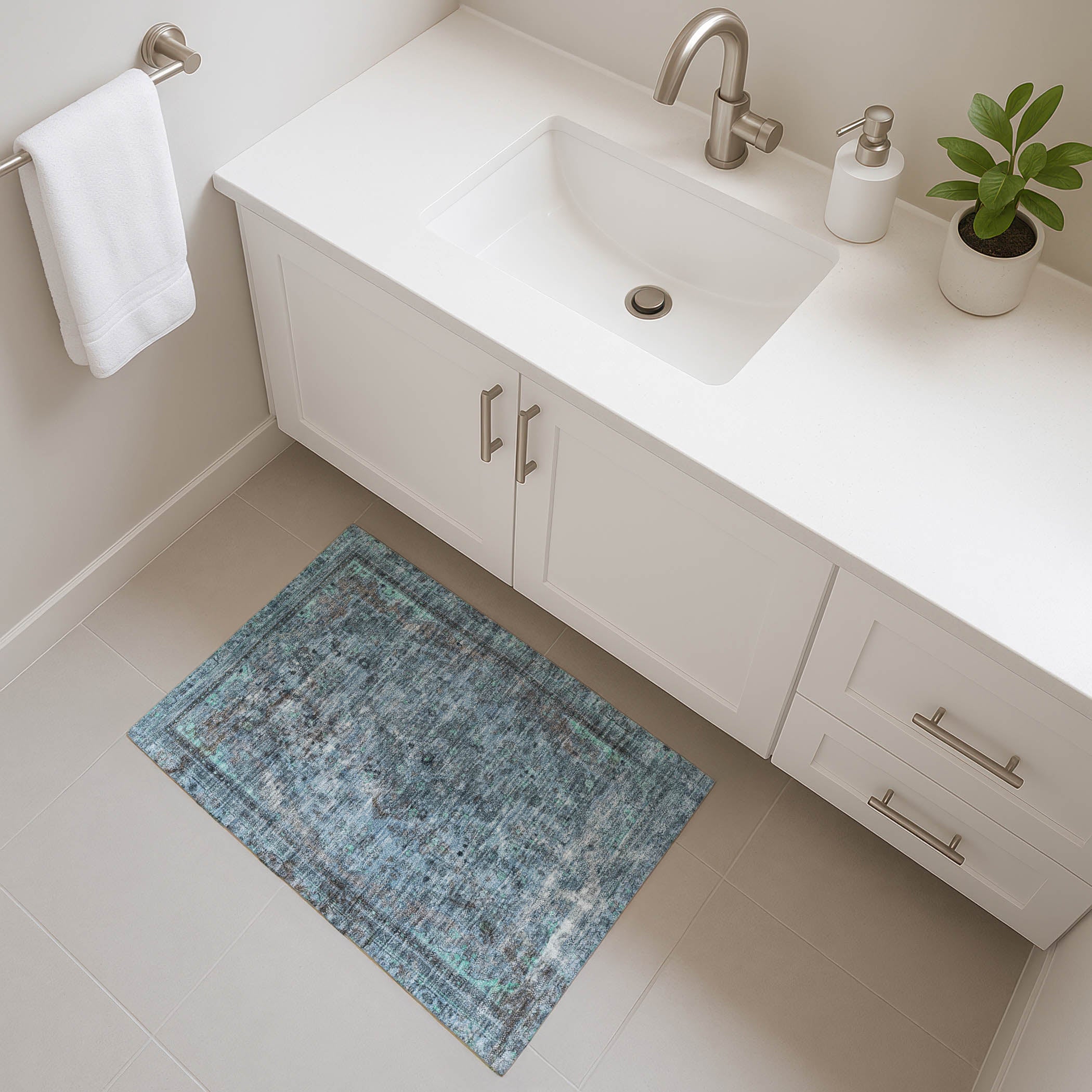 Istanbul Machine Washable Traditional Blue Rug 1'8" x 2'6" #shape_Rectangle