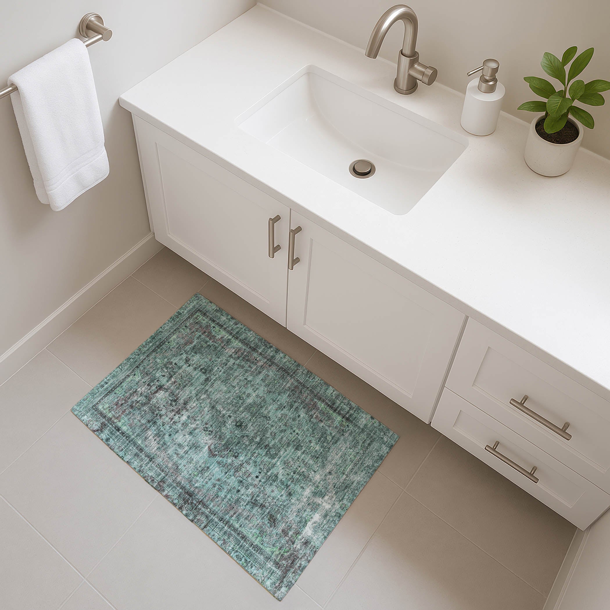 Istanbul Machine Washable Traditional Teal Rug 1'8" x 2'6" #shape_Rectangle