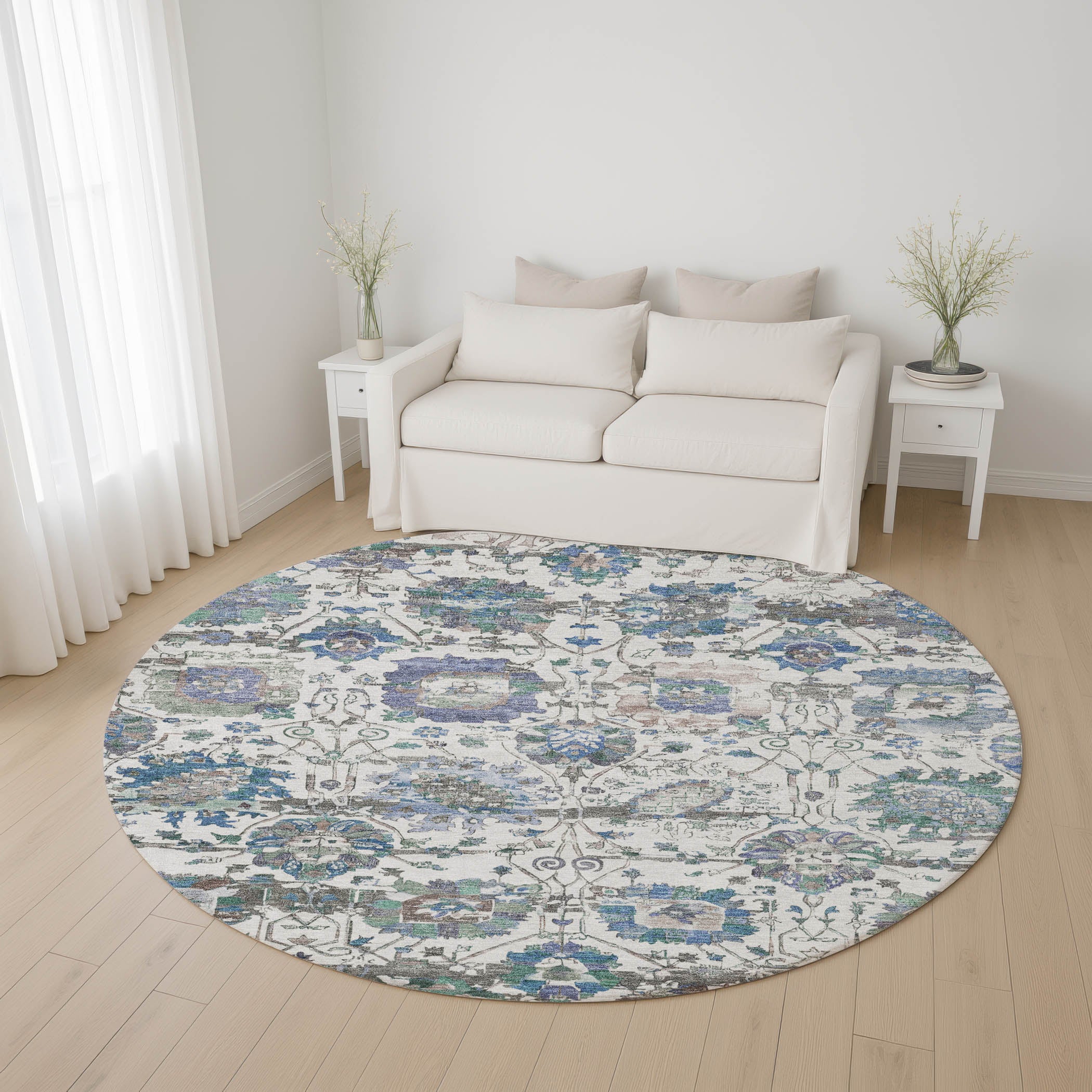Kotor Machine Washable Traditional Ivory Rug 8' x 8' #shape_Round