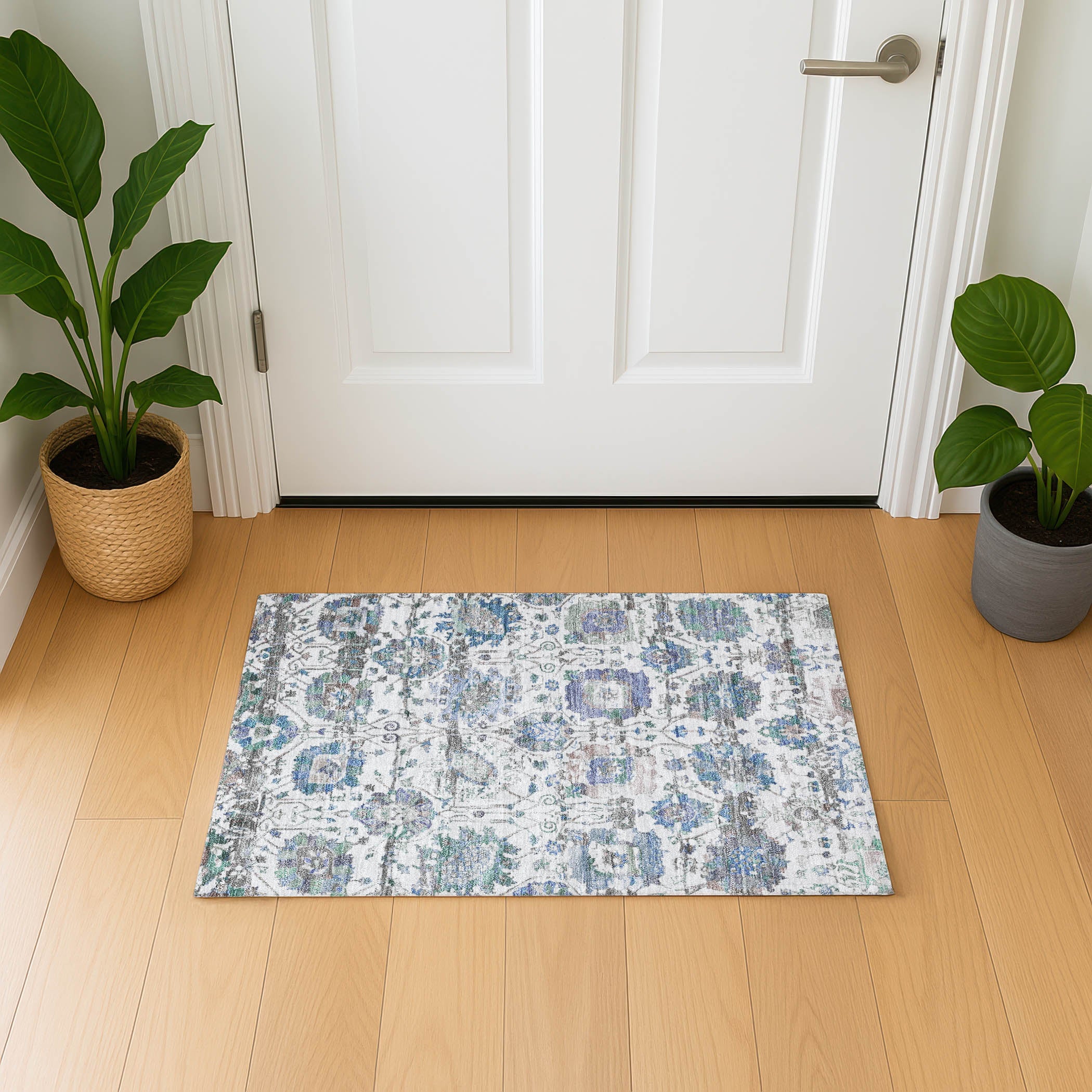 Kotor Machine Washable Traditional Ivory Rug 1'8" x 2'6" #shape_Rectangle