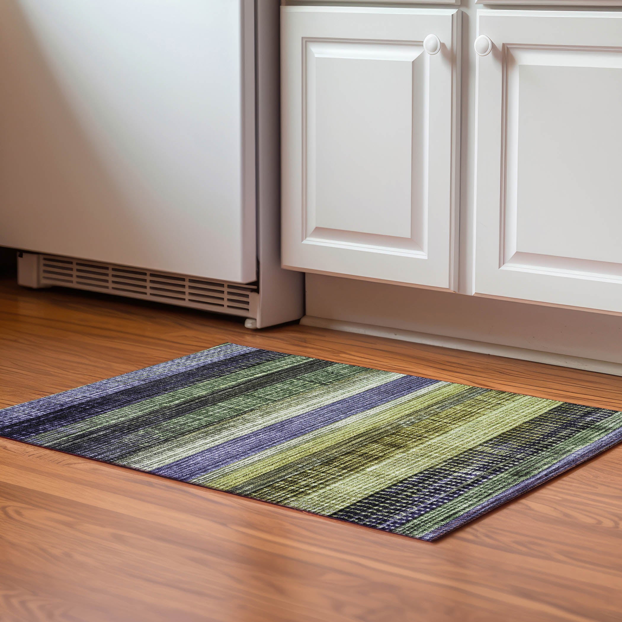 Montevideo Machine Washable Transitional Aloe Green Rug 1'8" x 2'6" #shape_Rectangle