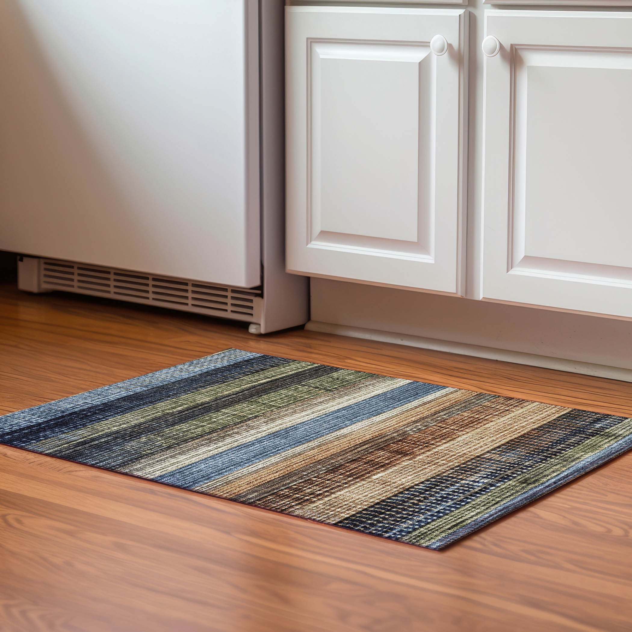 Montevideo Machine Washable Transitional Blue Rug 1'8" x 2'6" #shape_Rectangle