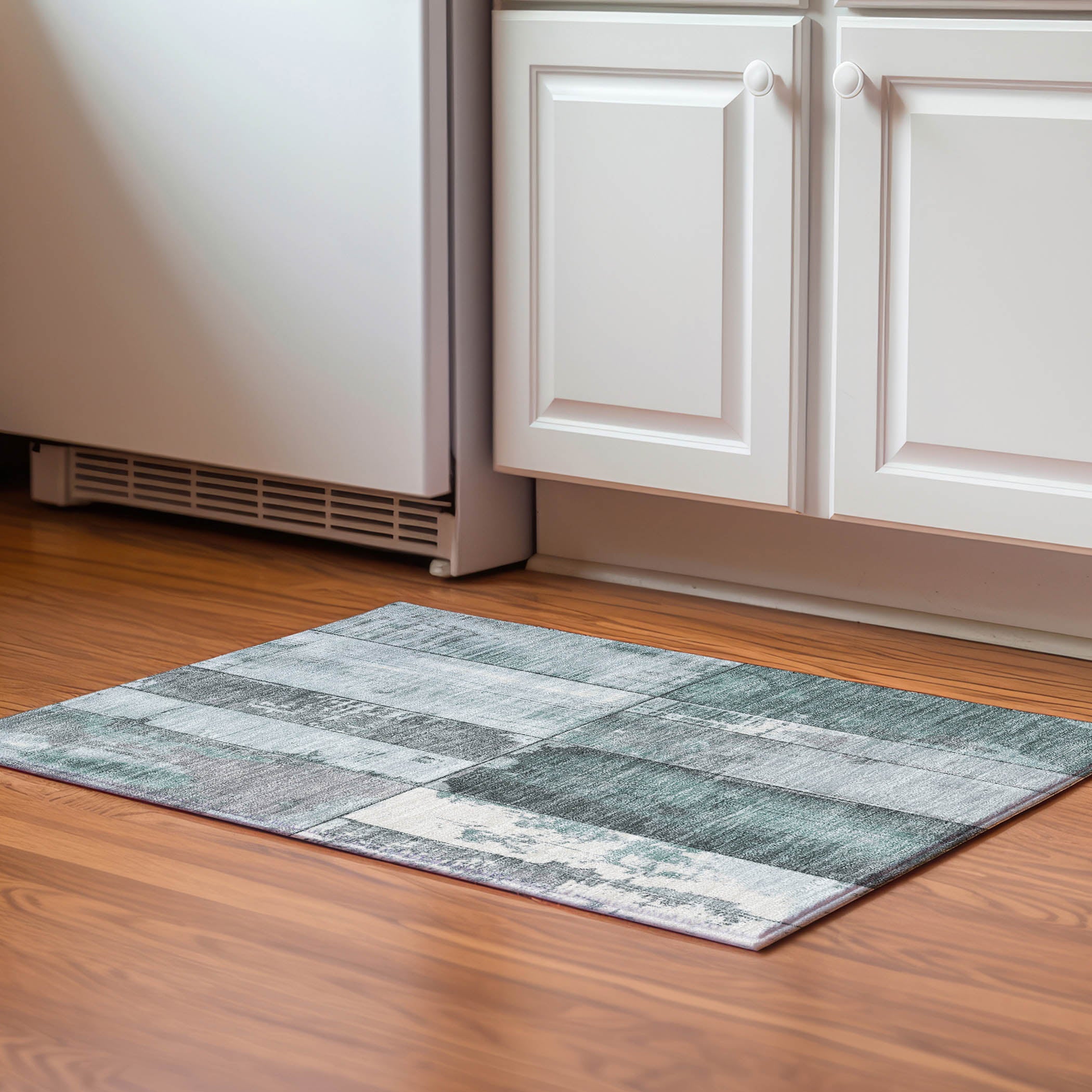 Santorini Machine Washable Transitional Seafoam Blue Rug 1'8" x 2'6" #shape_Rectangle