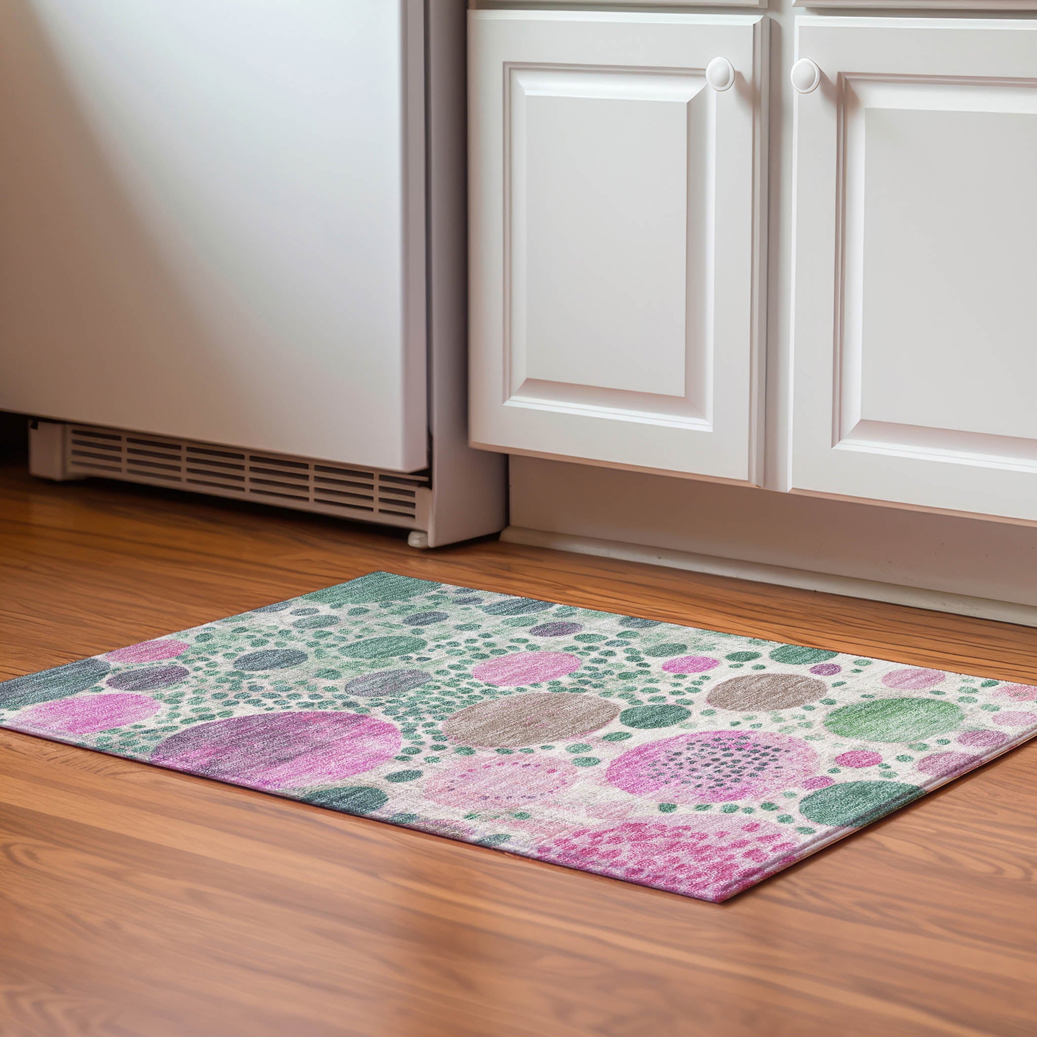 Kathmandu Machine Washable Transitional Green Rug 1'8" x 2'6" #shape_Rectangle