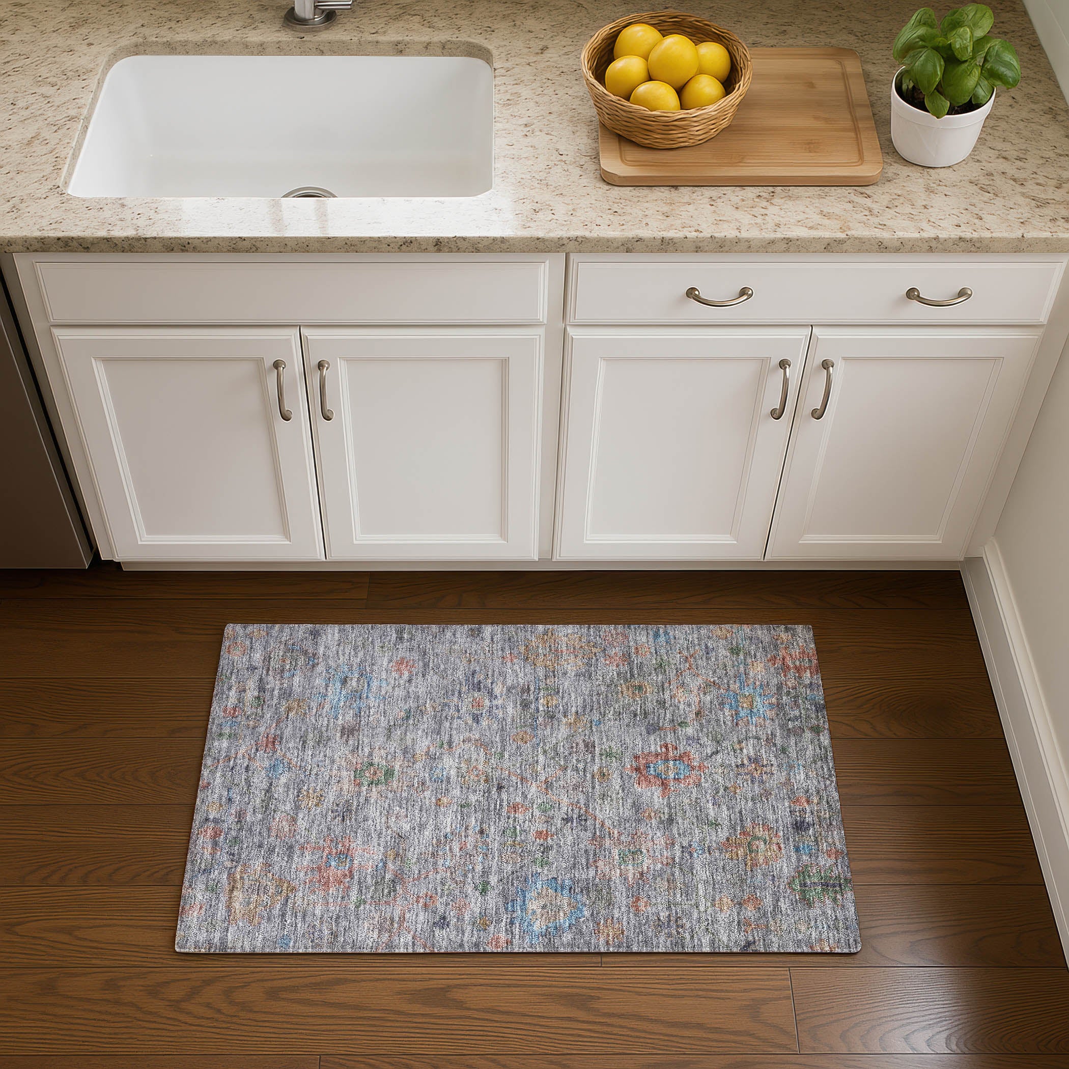 Bern Machine Washable Traditional Gray Rug 1'8" x 2'6" #shape_Rectangle