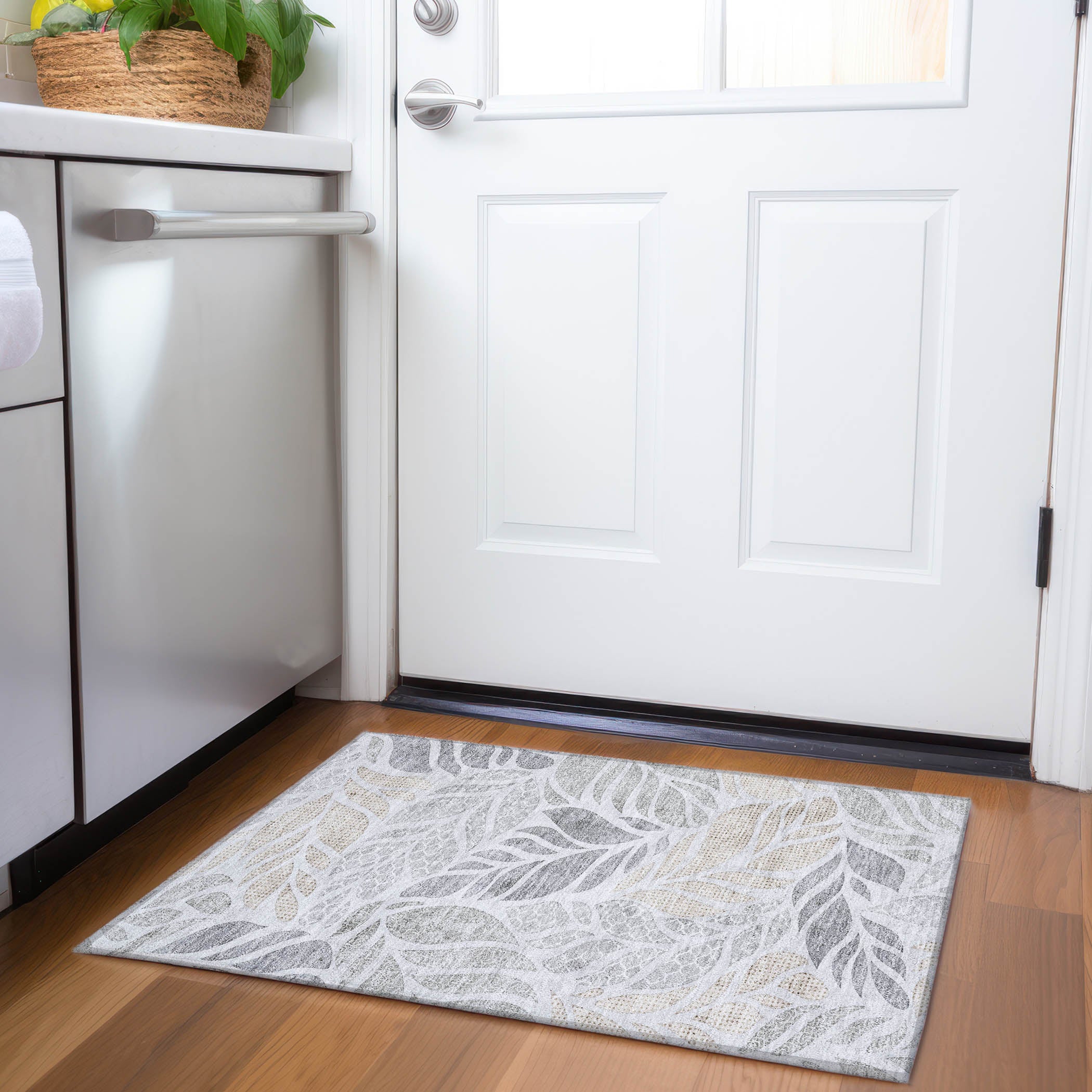 Lucerne Machine Washable Tropical Fog Gray Rug 1'8" x 2'6" #shape_Rectangle