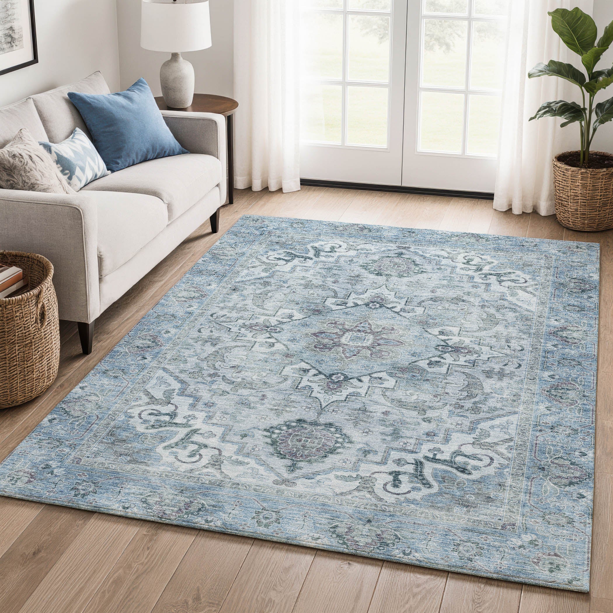 Sintra Machine Washable Traditional Sky Blue Rug 2'6" x 3'10" #shape_Rectangle