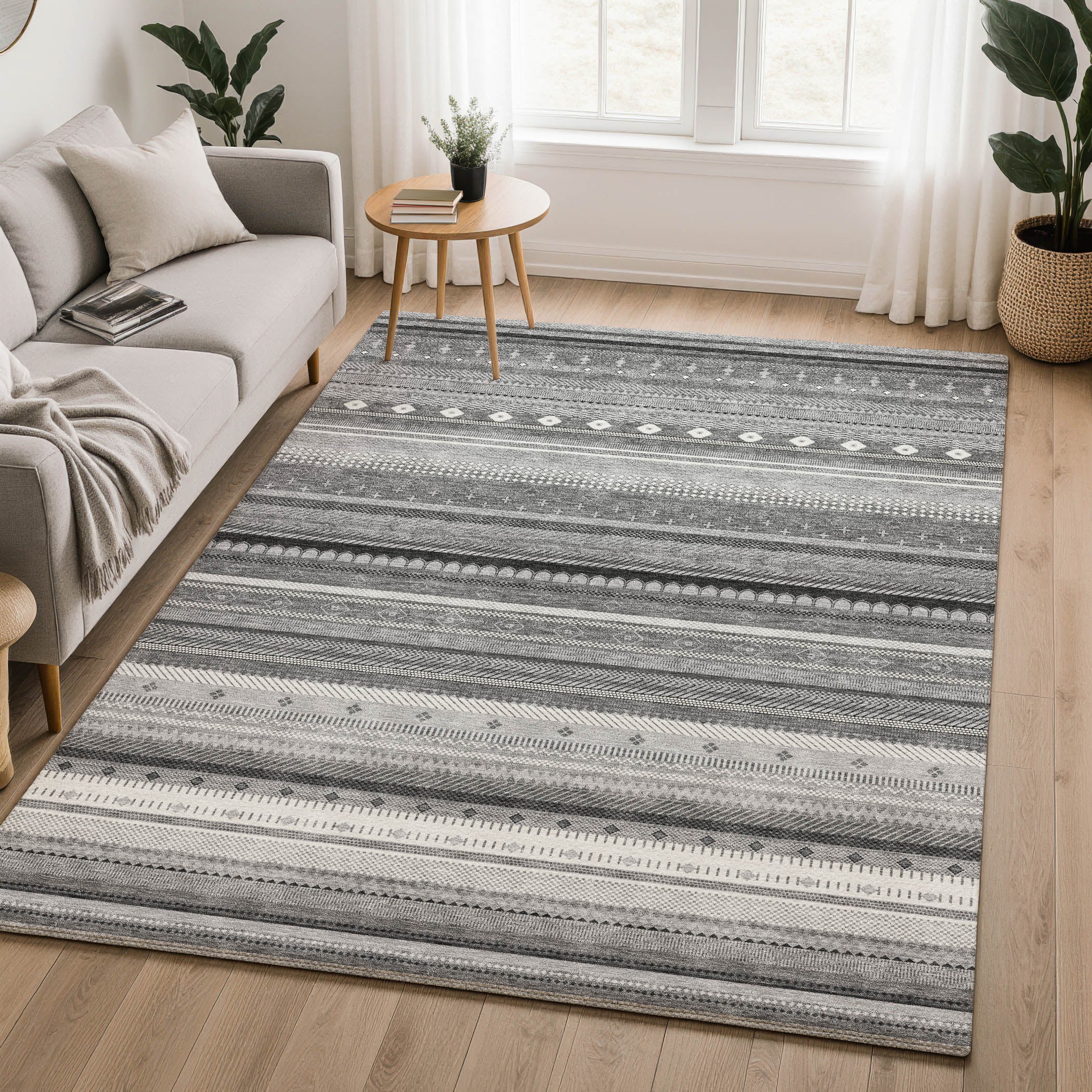 Lisbon Machine Washable Transitional Gray Rug 2'6" x 3'10" #shape_Rectangle