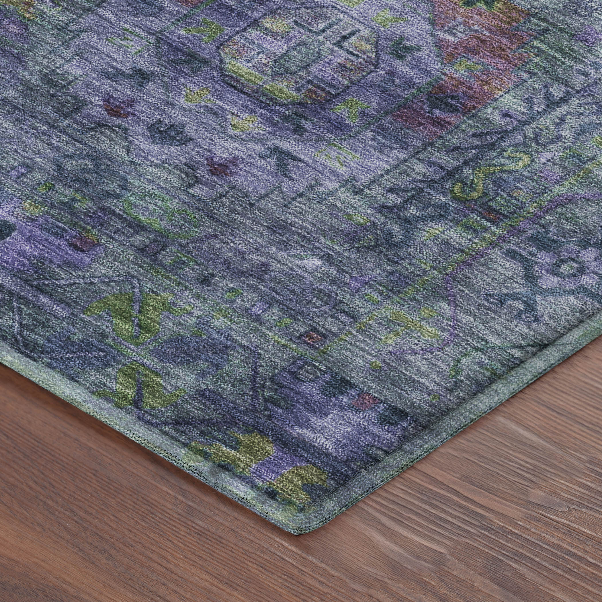 Reykjavik Machine Washable Traditional Green Rug 1'8" x 2'6" #shape_Rectangle