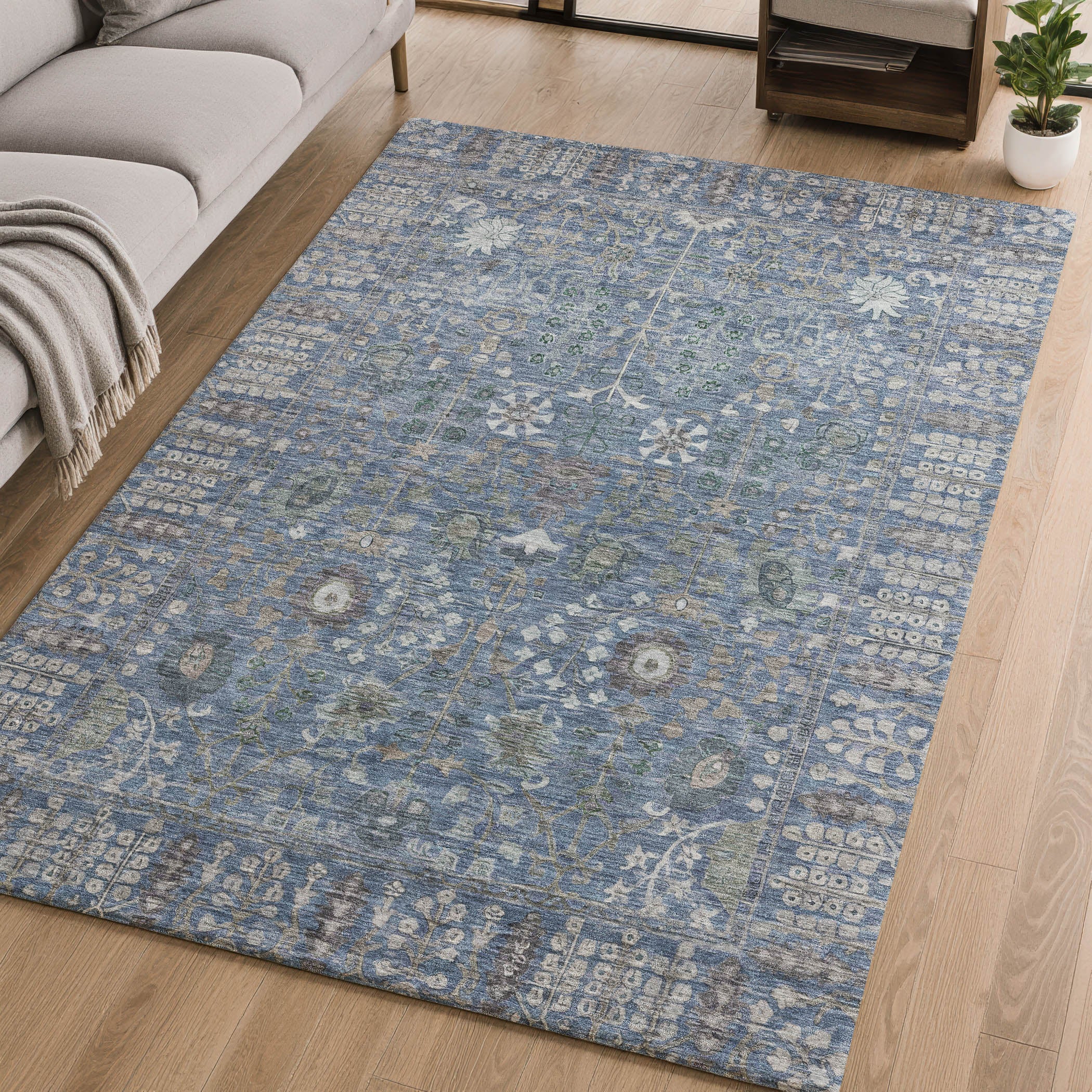 Montevideo Machine Washable Traditional Blue Rug 2'6" x 3'10" #shape_Rectangle