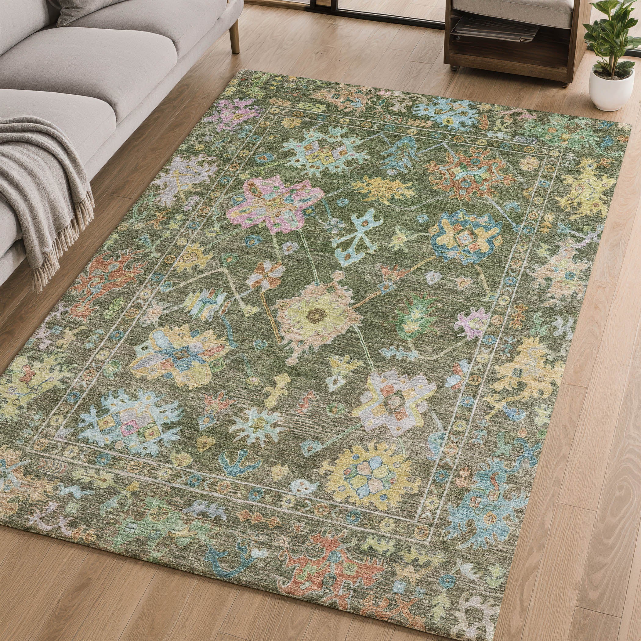 Seville Machine Washable Traditional Fern Green Rug 2'6" x 3'10" #shape_Rectangle