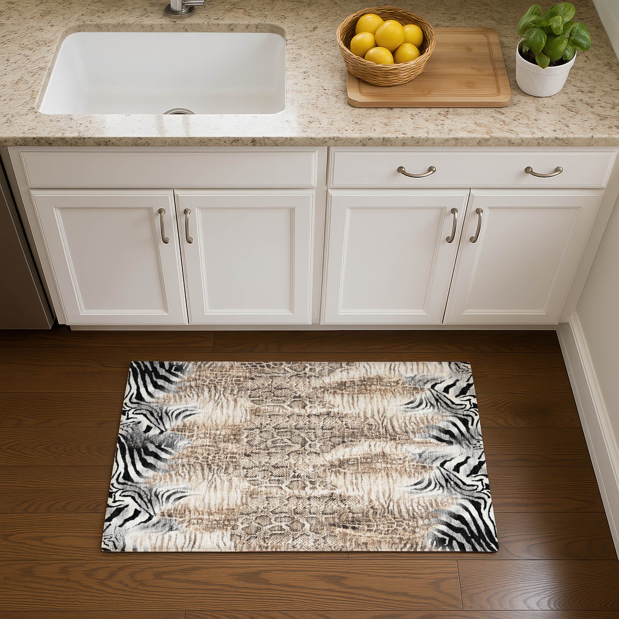 Sarajevo Machine Washable Transitional Ivory Rug 1'8" x 2'6" #shape_Rectangle