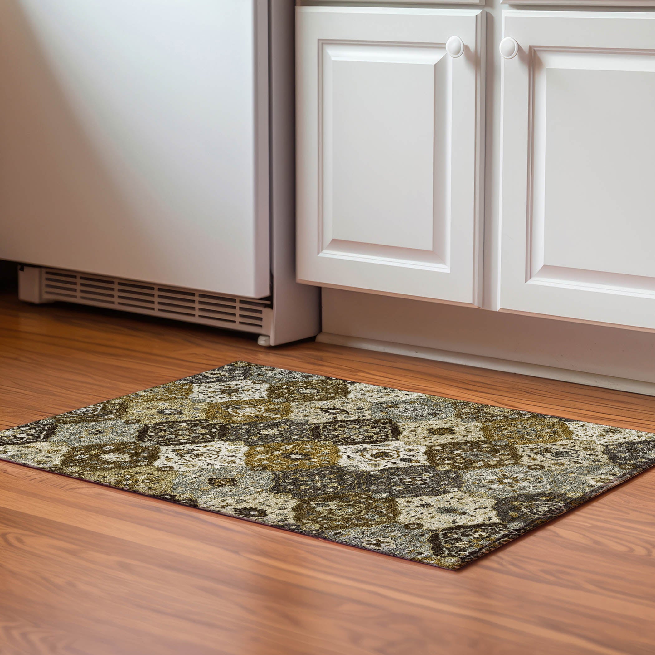 Oslo Machine Washable Transitional Brown Rug 1'8" x 2'6" #shape_Rectangle
