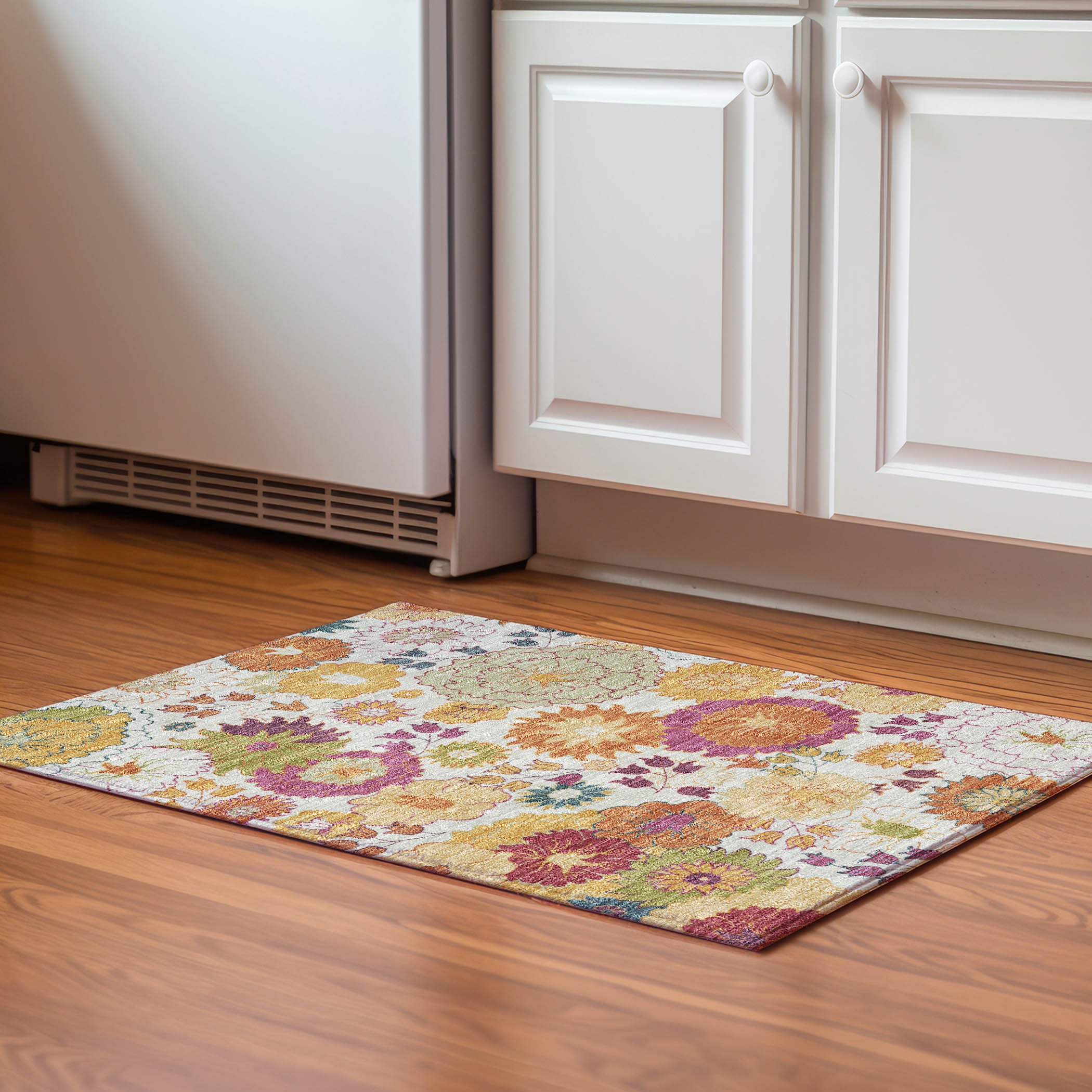 Bangkok Machine Washable Transitional Ivory Rug 1'8" x 2'6" #shape_Rectangle