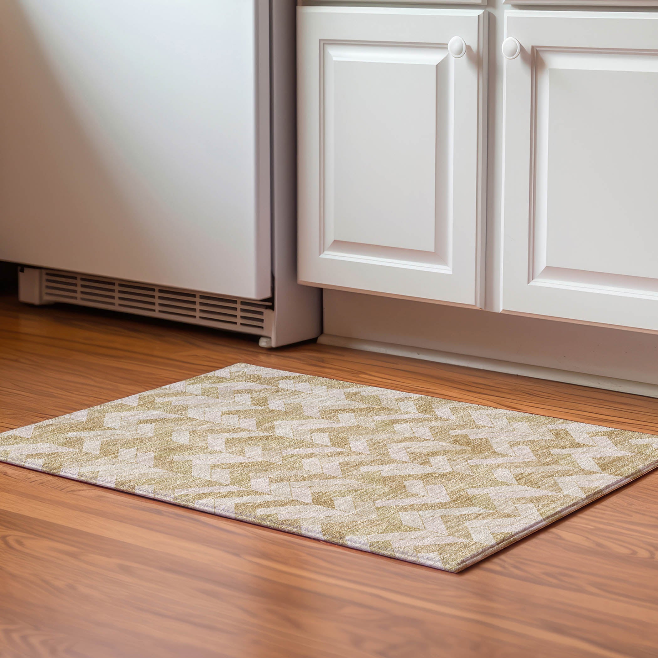 Bangkok Machine Washable Transitional Wheat Gold Rug 1'8" x 2'6" #shape_Rectangle