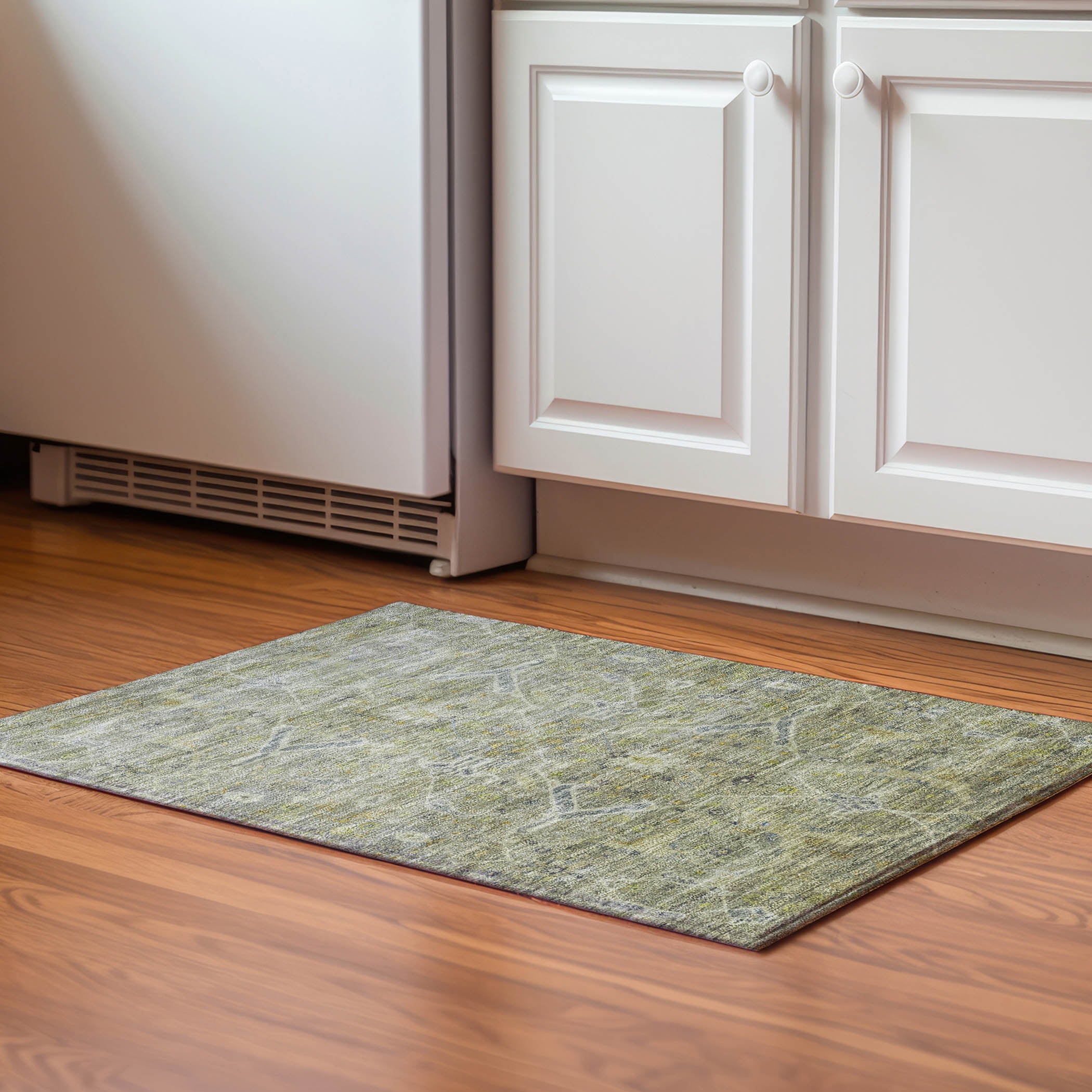 Athens Machine Washable Traditional Aloe Green Rug 1'8" x 2'6" #shape_Rectangle