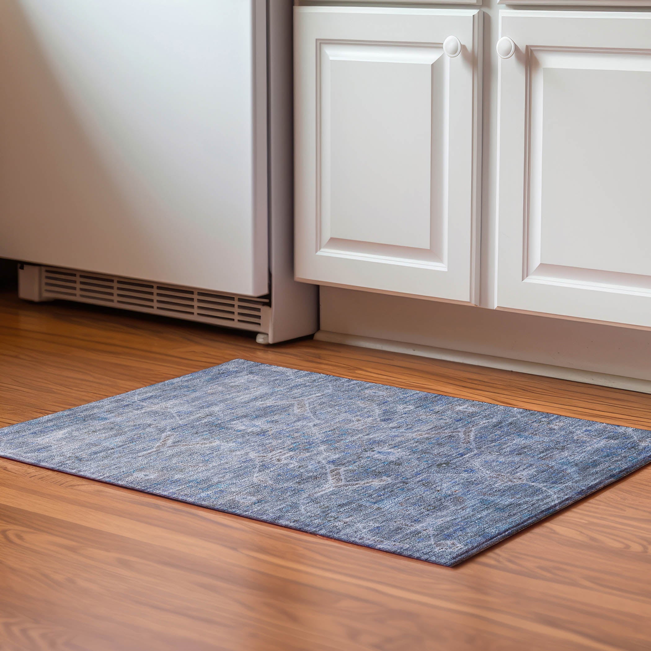 Athens Machine Washable Traditional Blue Rug 1'8" x 2'6" #shape_Rectangle