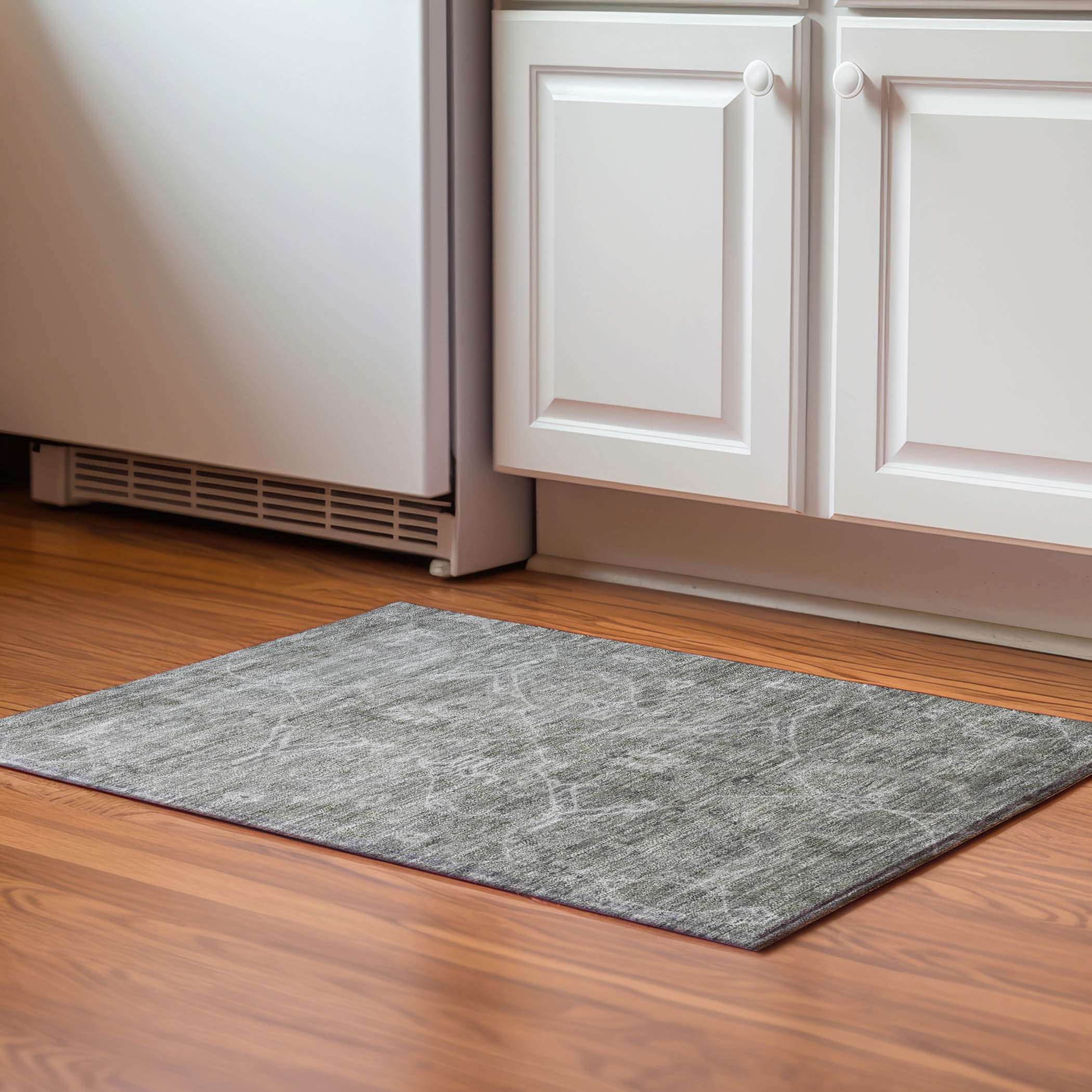 Athens Machine Washable Traditional Pewter Gray Rug 1'8" x 2'6" #shape_Rectangle