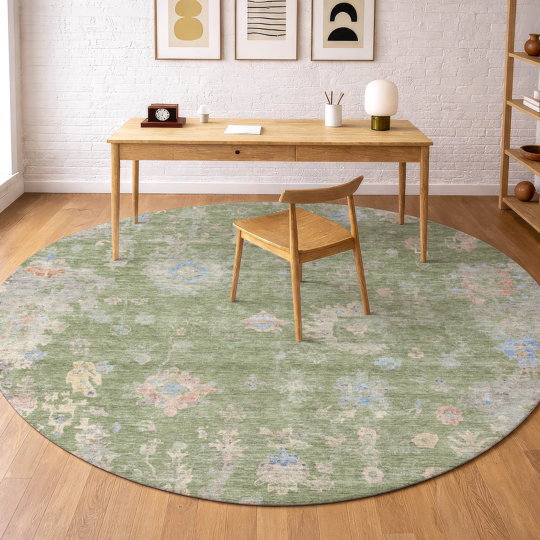 Colombo Machine Washable Traditional Aloe Green Rug 8' x 8' #shape_Round