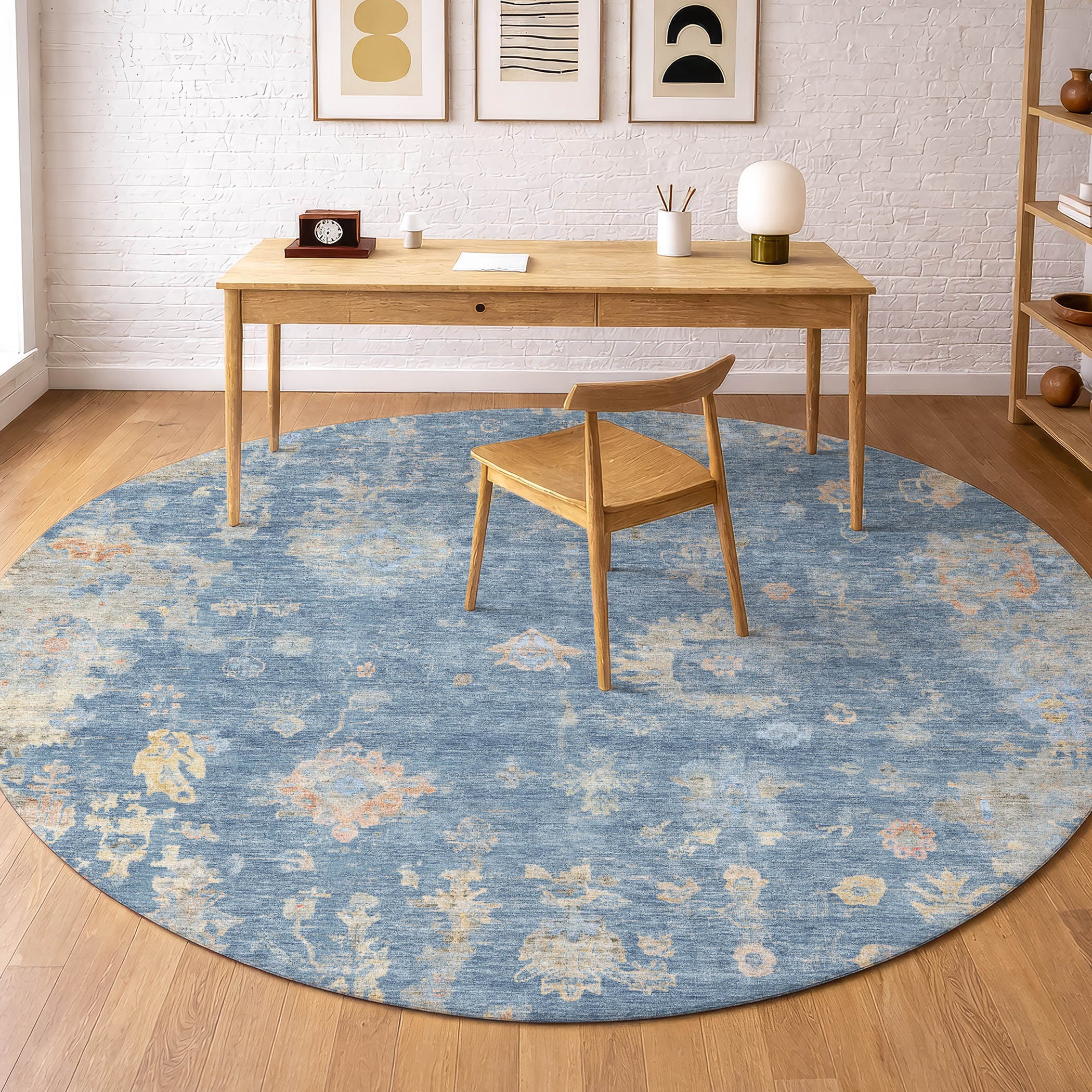 Colombo Machine Washable Traditional Blue Rug 8' x 8' #shape_Round