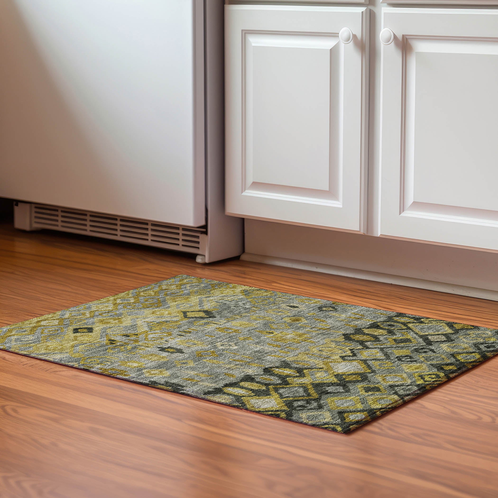 Lucerne Machine Washable Transitional Pewter Gray Rug 1'8" x 2'6" #shape_Rectangle