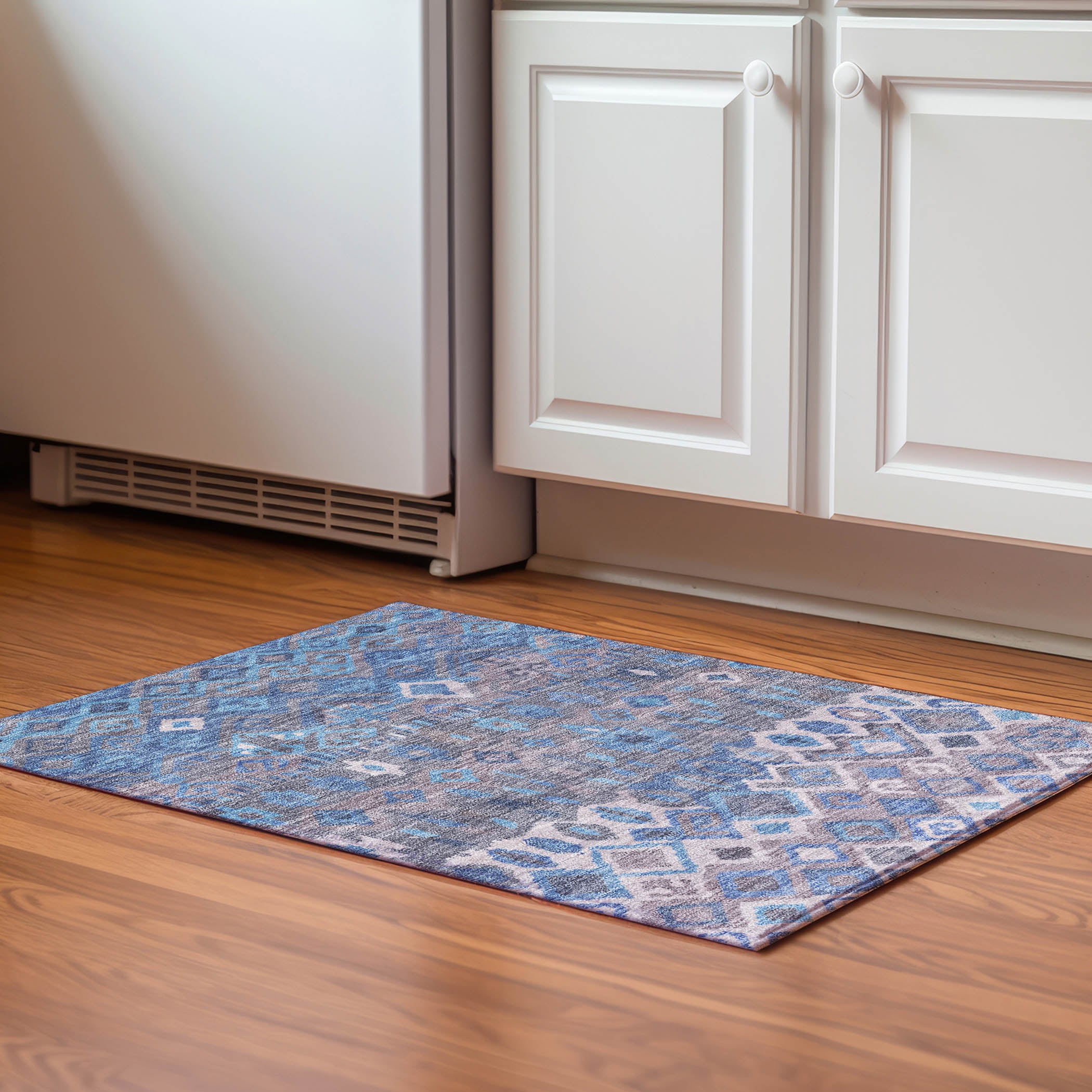 Dublin Machine Washable Transitional Blue Rug 1'8" x 2'6" #shape_Rectangle