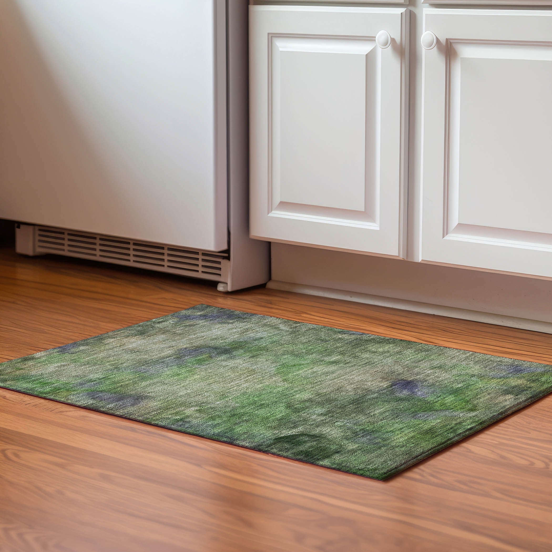 Porto Machine Washable Transitional Green Rug 1'8" x 2'6" #shape_Rectangle