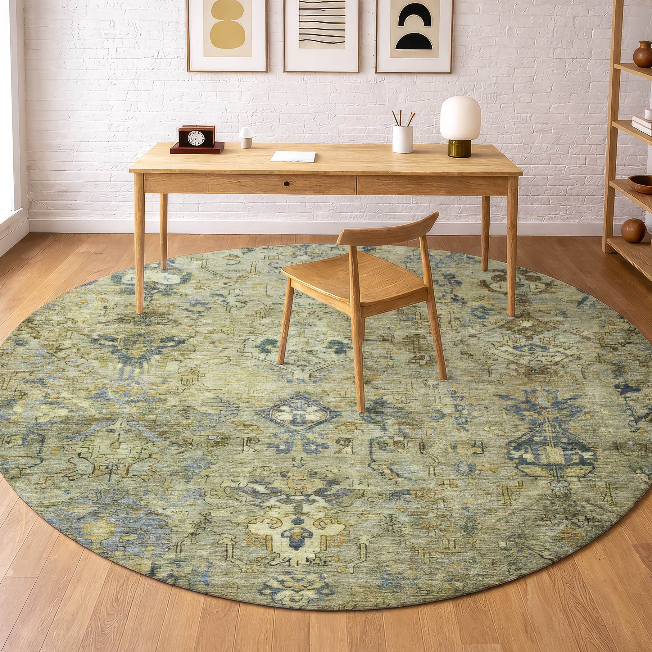 Istanbul Machine Washable Traditional Green Rug 8' x 8' #shape_Round