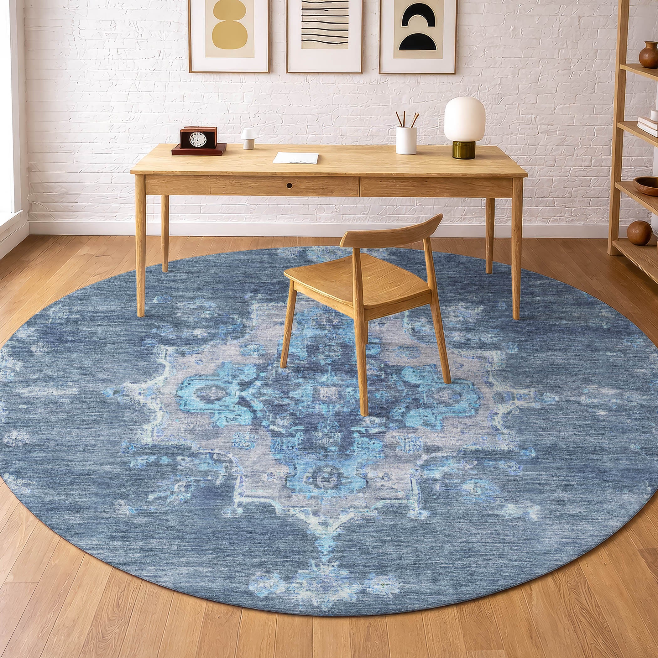Kotor Machine Washable Traditional Blue Rug 8' x 8' #shape_Round