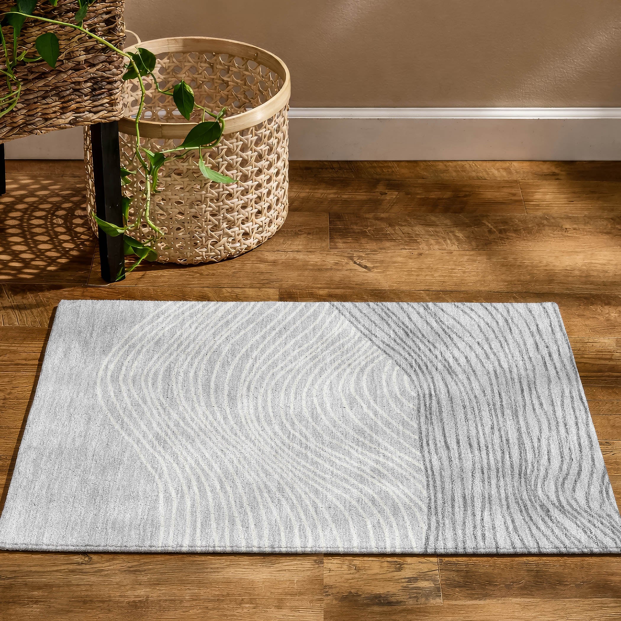 Bern Machine Washable Transitional Gray Rug 1'8" x 2'6" #shape_Rectangle