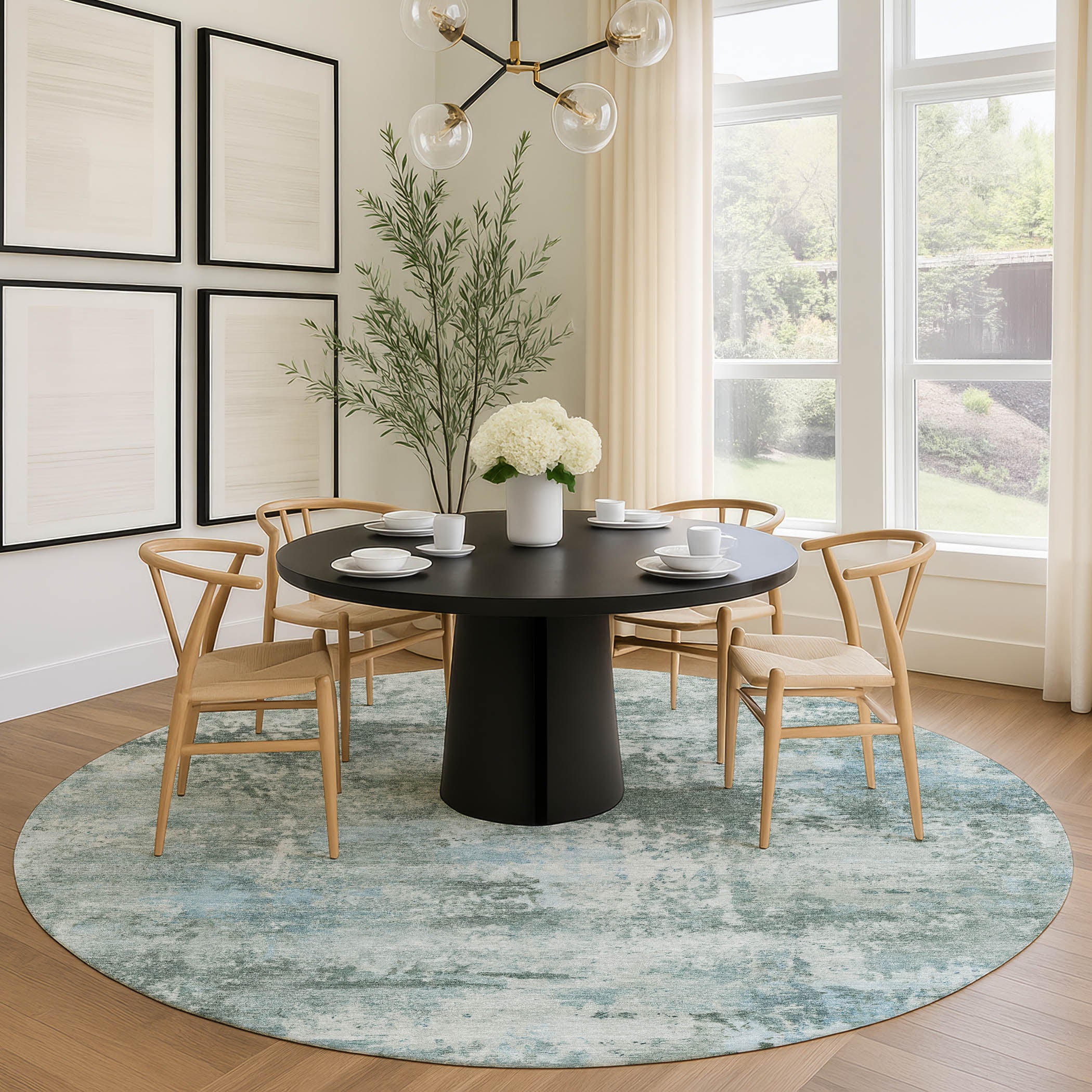 Chiang Mai Machine Washable Traditional Sage Green Rug 8' x 8' #shape_Round