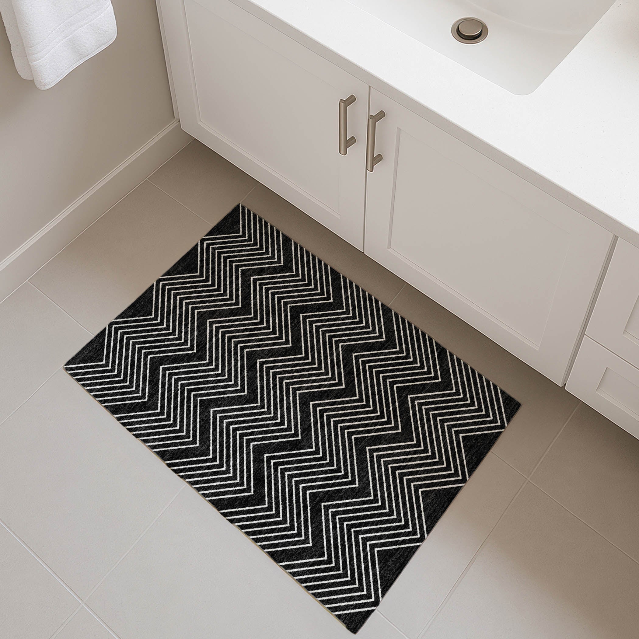 Chiang Mai Machine Washable Traditional Black Rug 1'8" x 2'6" #shape_Rectangle