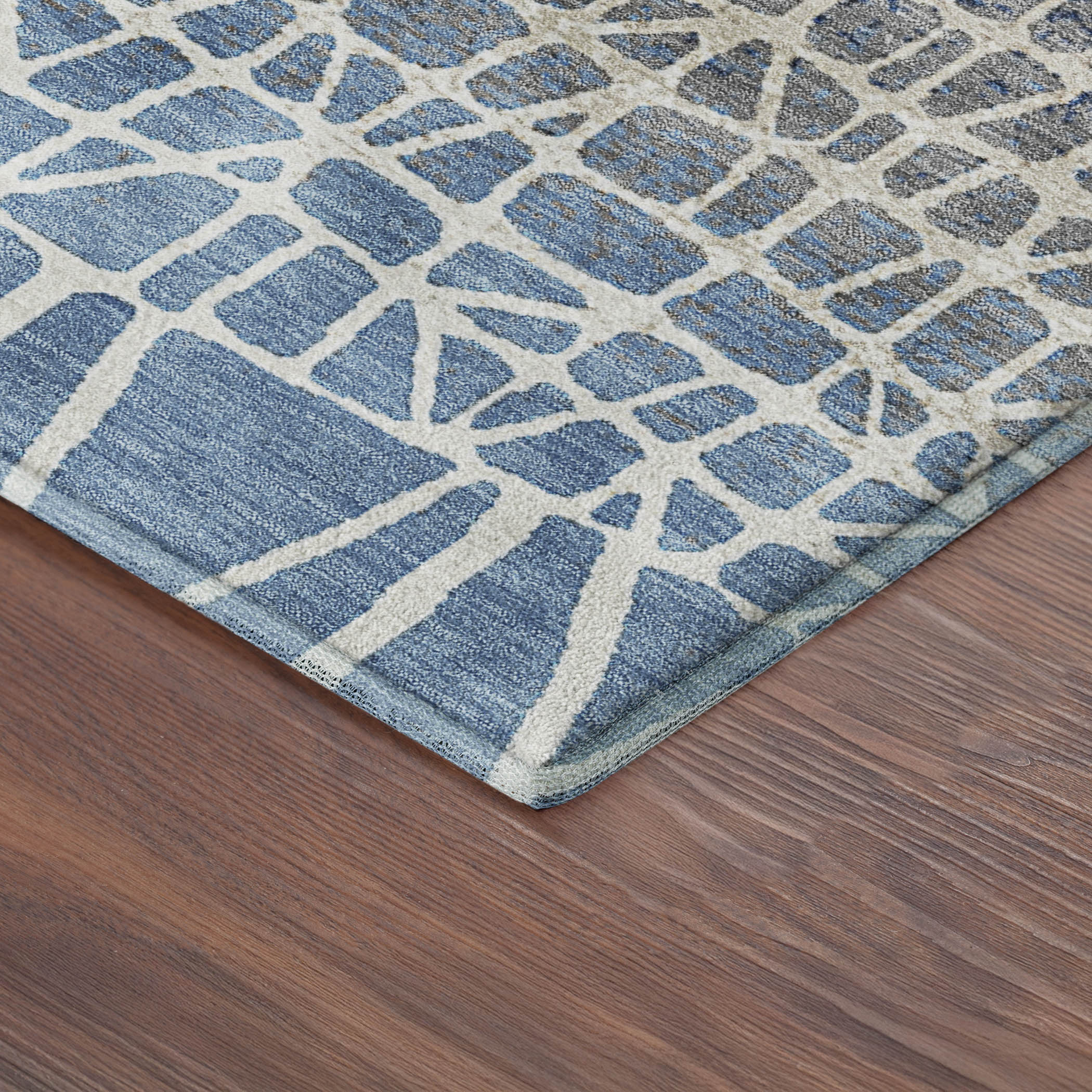 Mdina Machine Washable Transitional Blue Rug 1'8" x 2'6" #shape_Rectangle