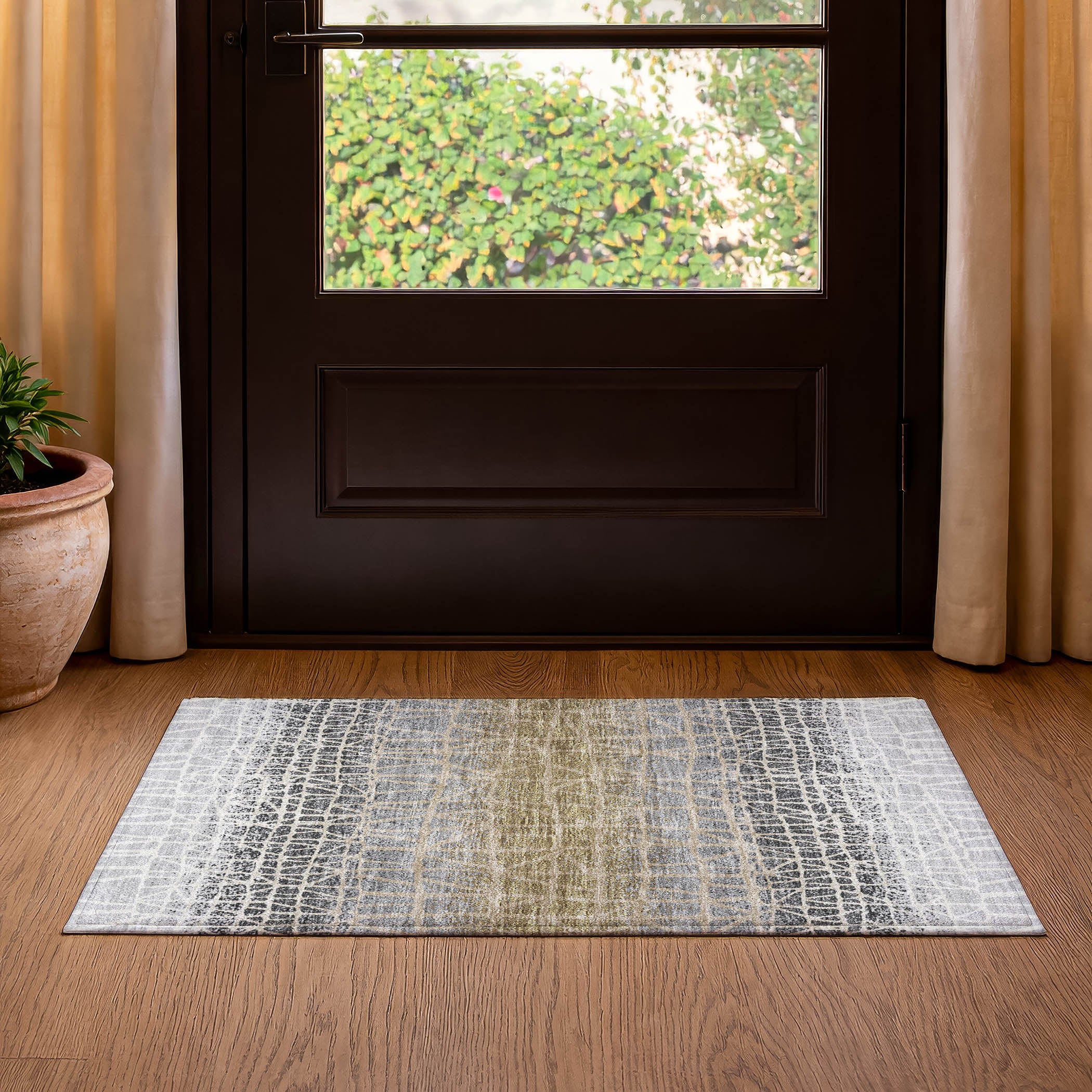 Mdina Machine Washable Transitional Gray Rug 1'8" x 2'6" #shape_Rectangle