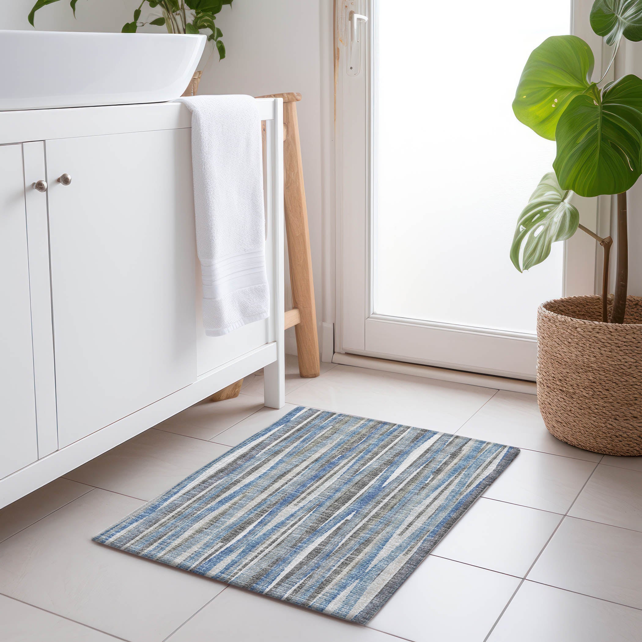 Montevideo Machine Washable Transitional Blue Rug 1'8" x 2'6" #shape_Rectangle