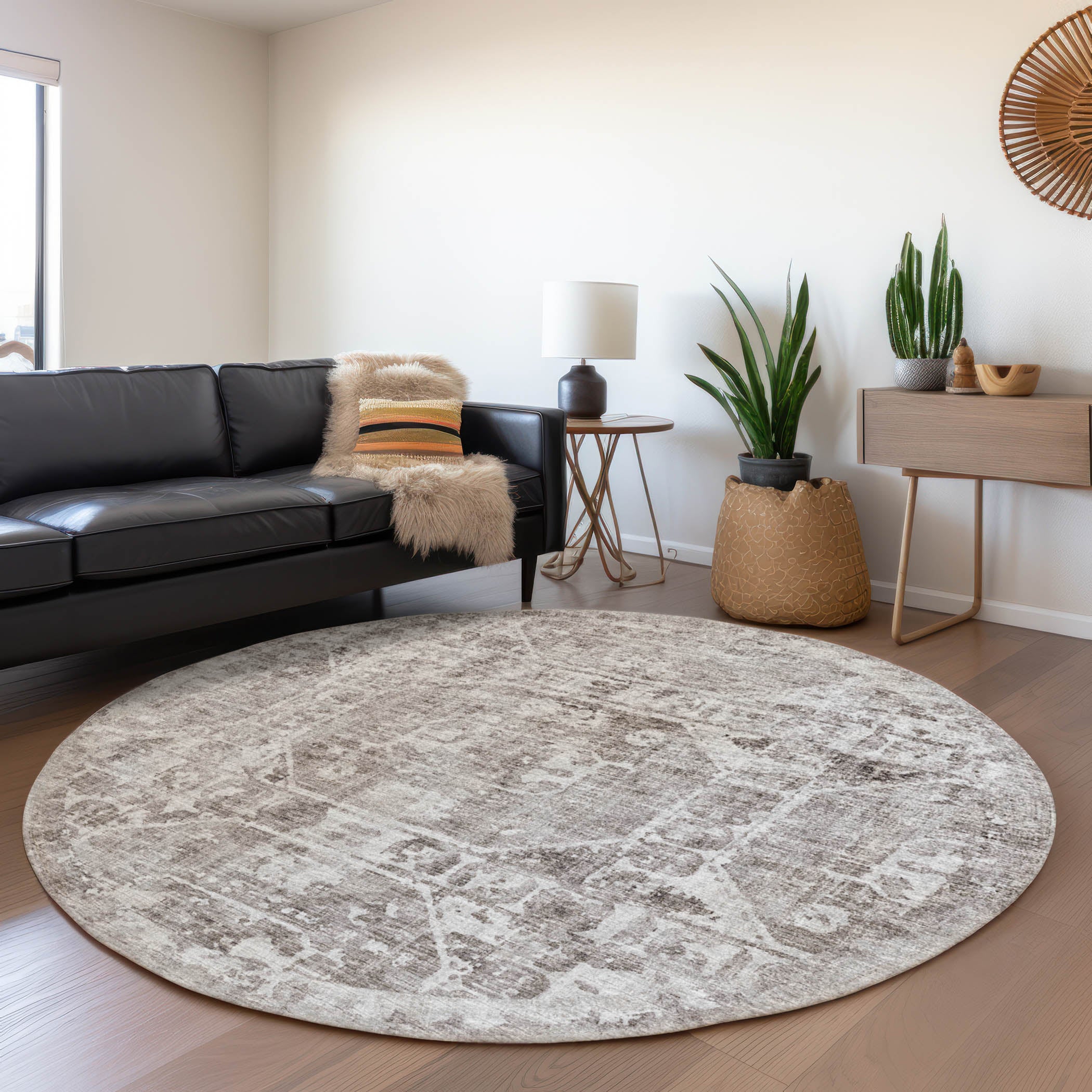 Bangkok Machine Washable Traditional Mocha Brown Rug 8' x 8' #shape_Round