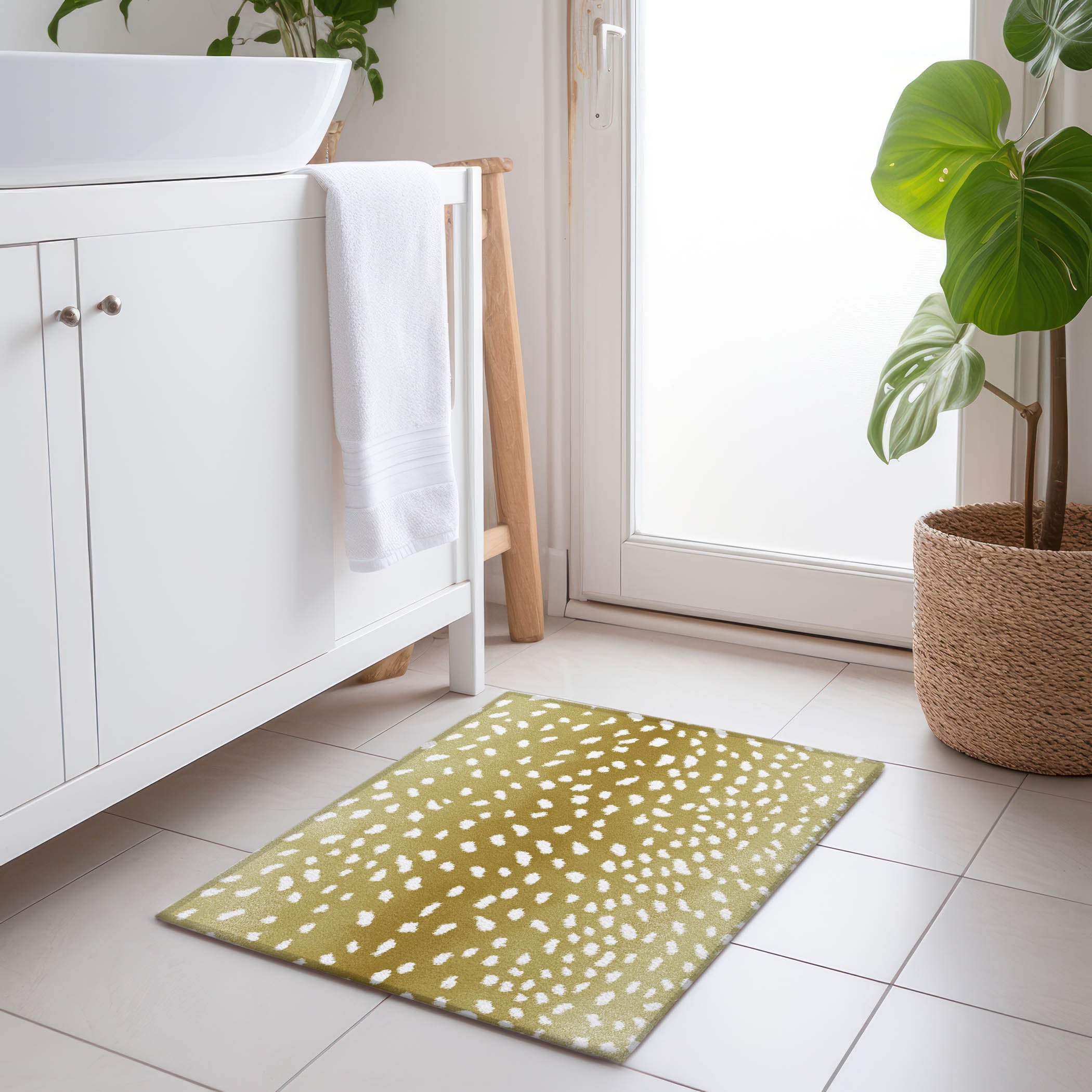 Valletta Machine Washable Animal Skin Pattern Gilded Gold Rug 1'8" x 2'6" #shape_Rectangle