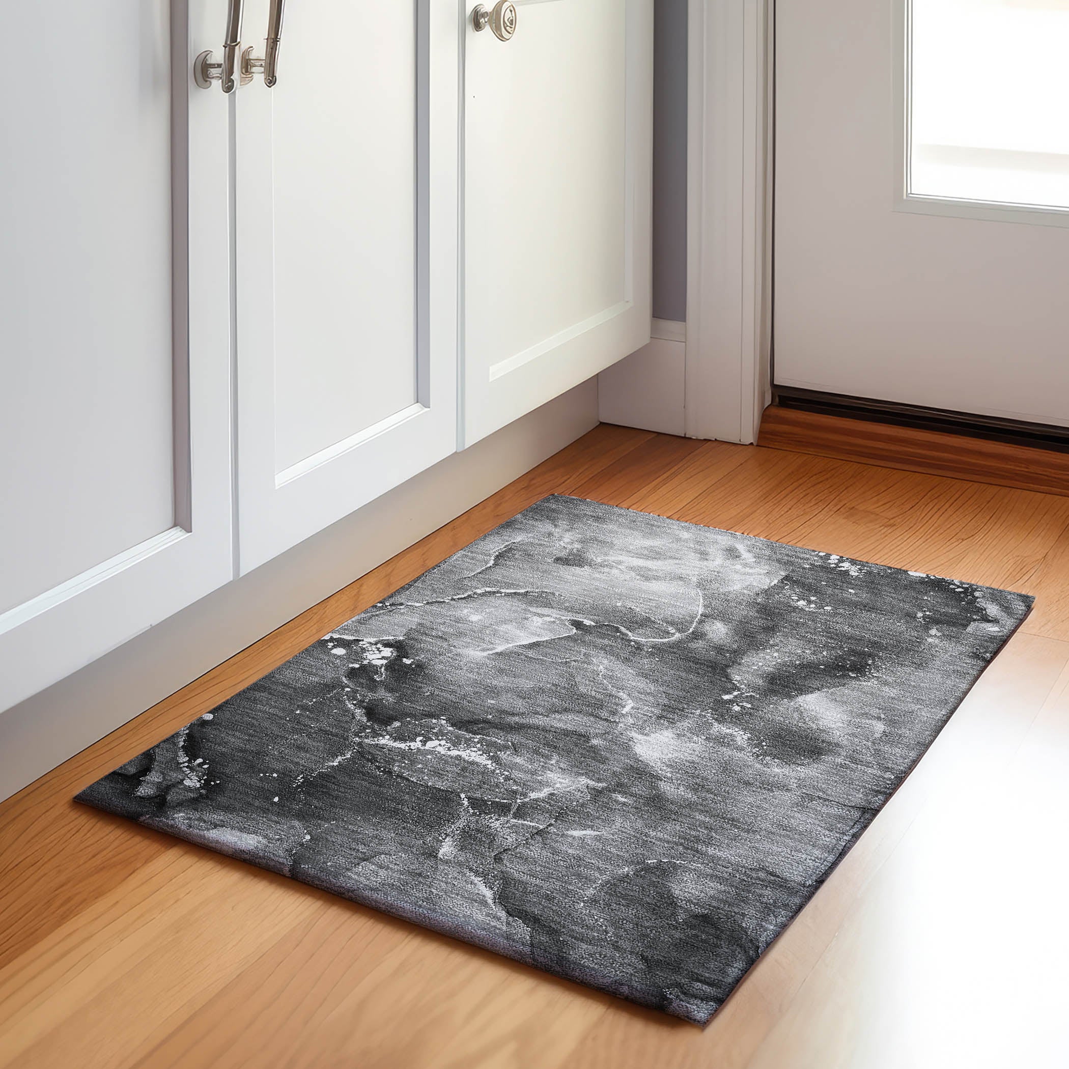 Vienna Machine Washable Transitional Gray Rug 1'8" x 2'6" #shape_Rectangle