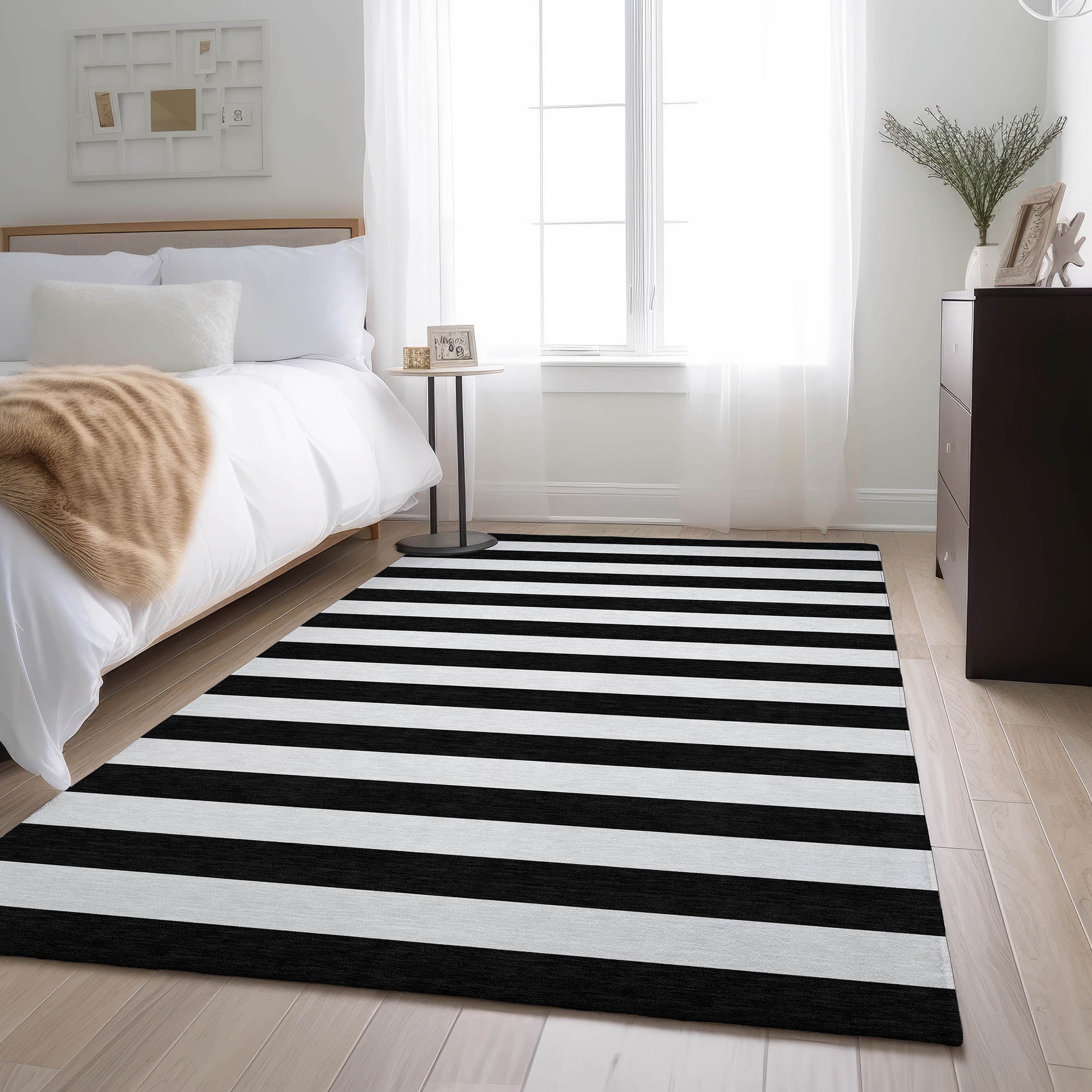 Budapest Machine Washable Transitional Black Rug 2'6" x 3'10" #shape_Rectangle