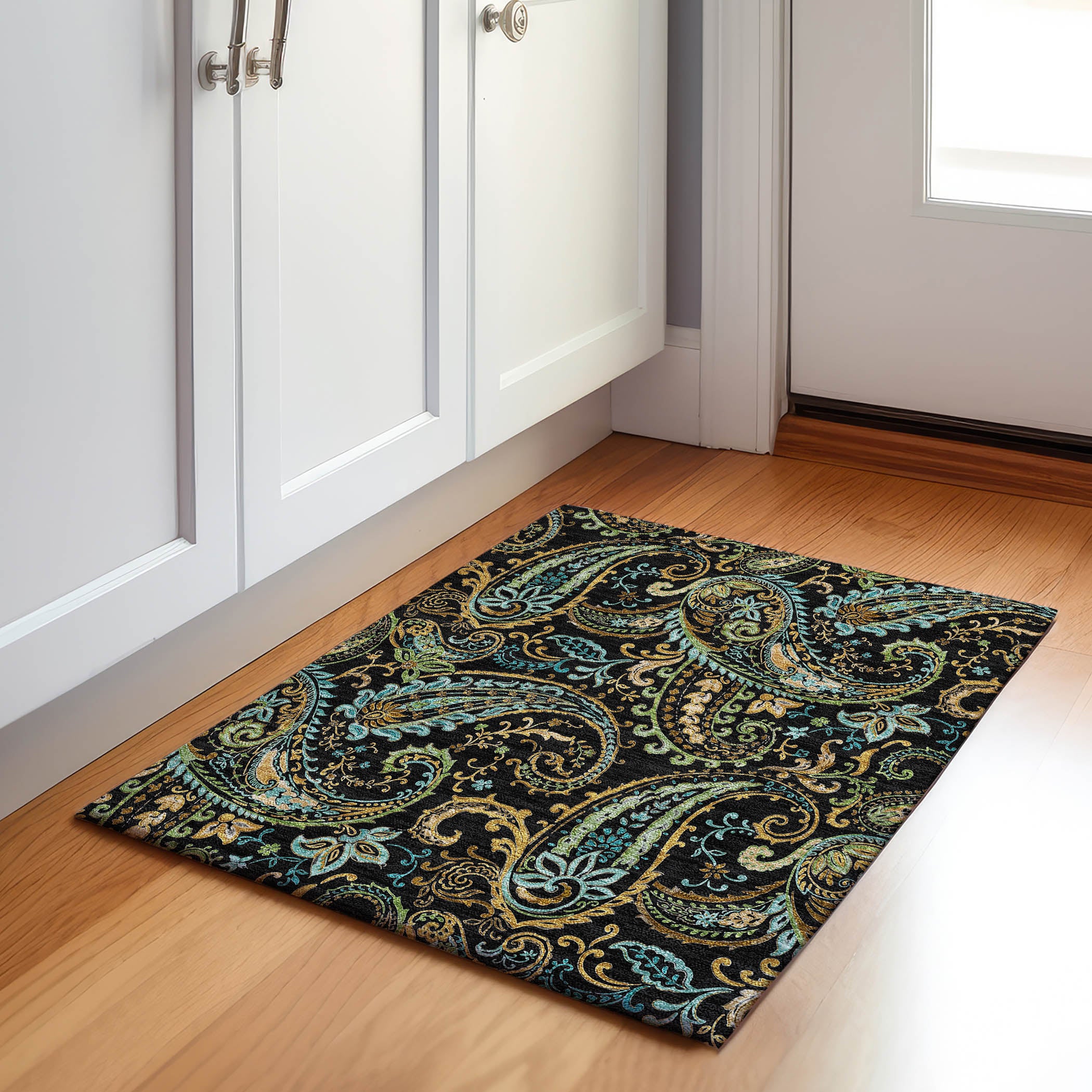 Queenstown Machine Washable Transitional Black Rug 1'8" x 2'6" #shape_Rectangle