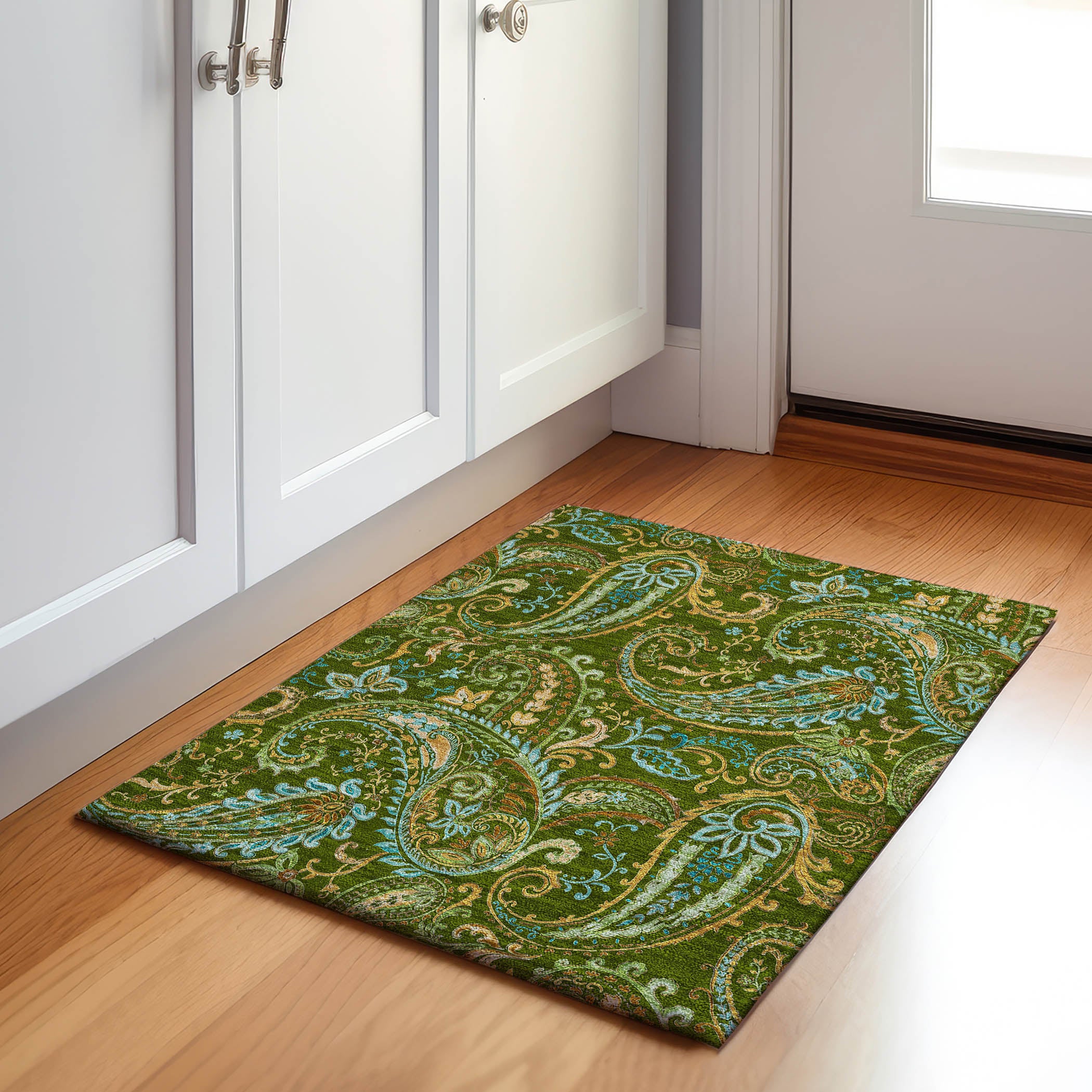 Queenstown Machine Washable Transitional Green Rug 1'8" x 2'6" #shape_Rectangle