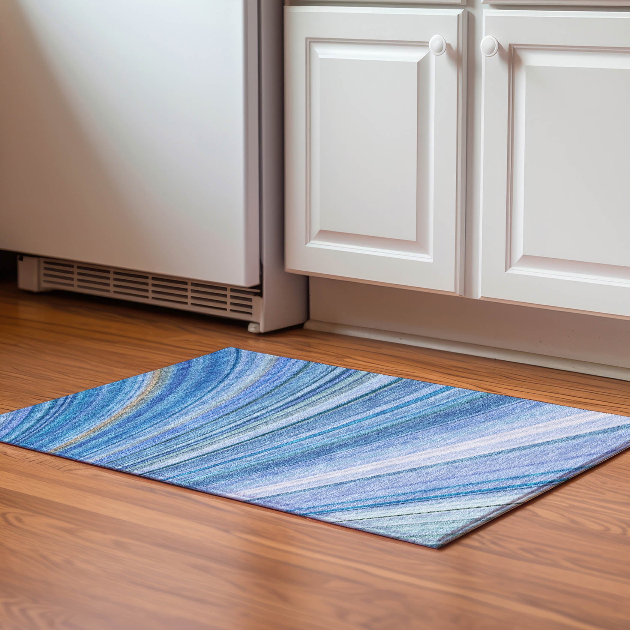 Lucerne Machine Washable Transitional Blue Rug 1'8" x 2'6" #shape_Rectangle