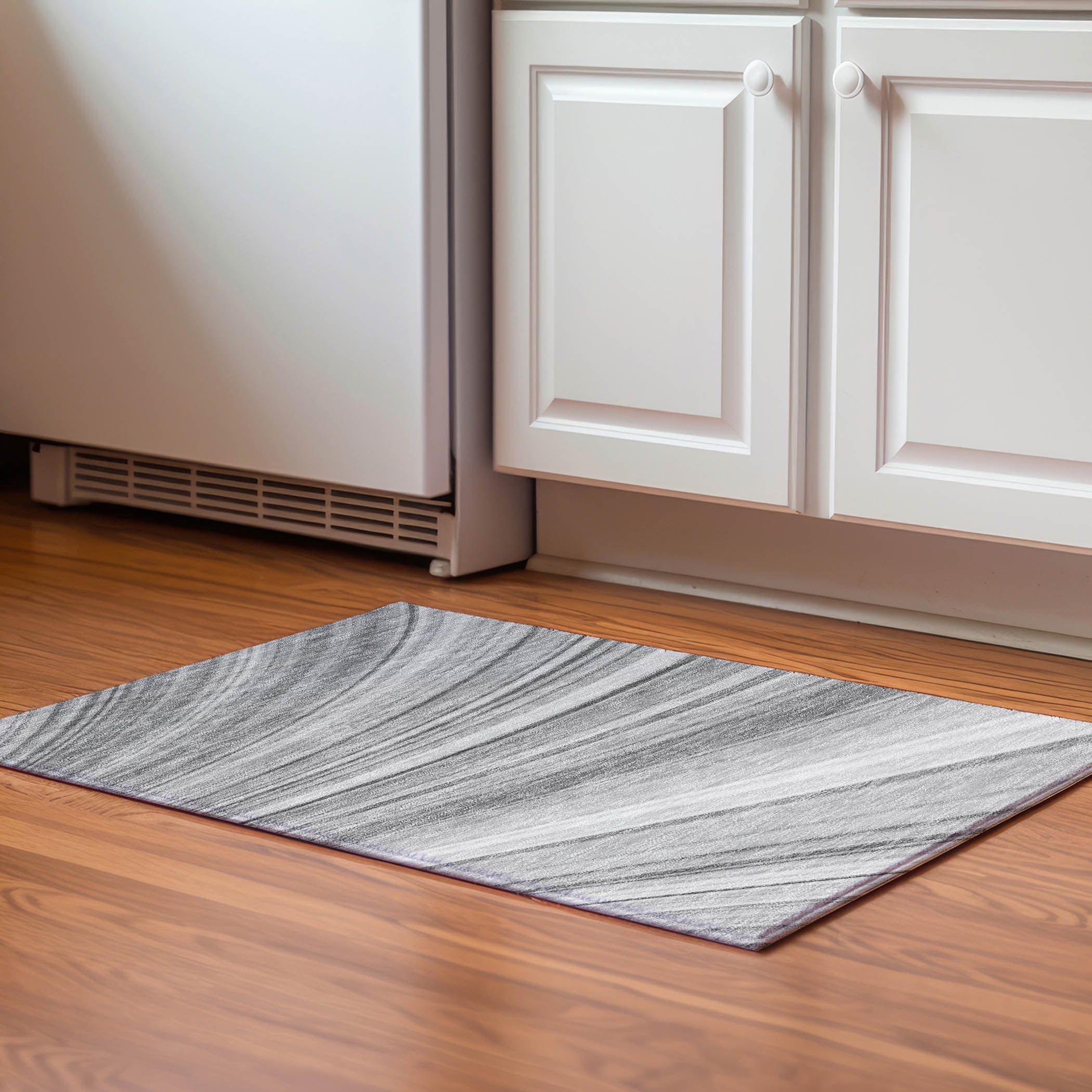 Lucerne Machine Washable Transitional Gray Rug 1'8" x 2'6" #shape_Rectangle