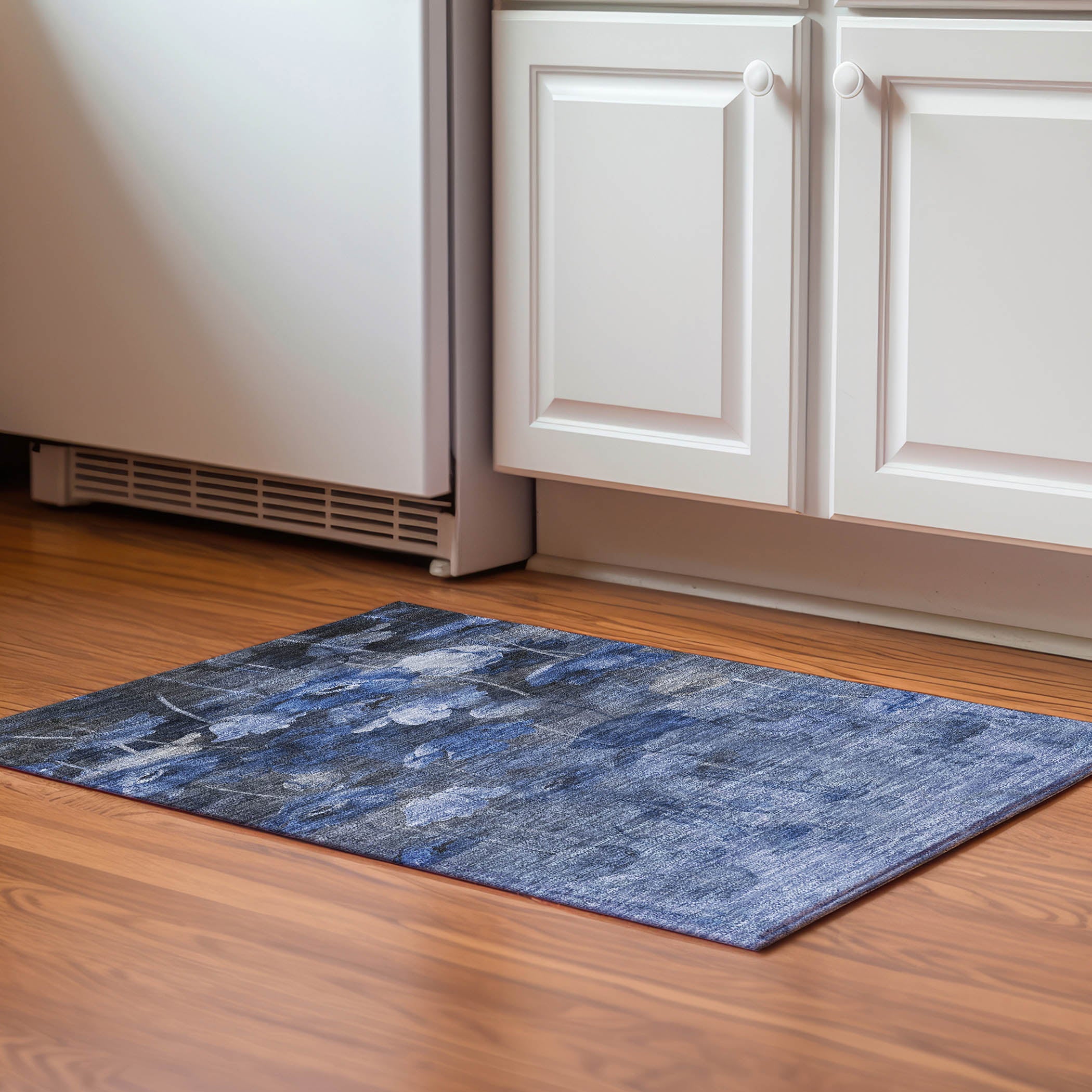 Bern Machine Washable Transitional Blue Rug 1'8" x 2'6" #shape_Rectangle