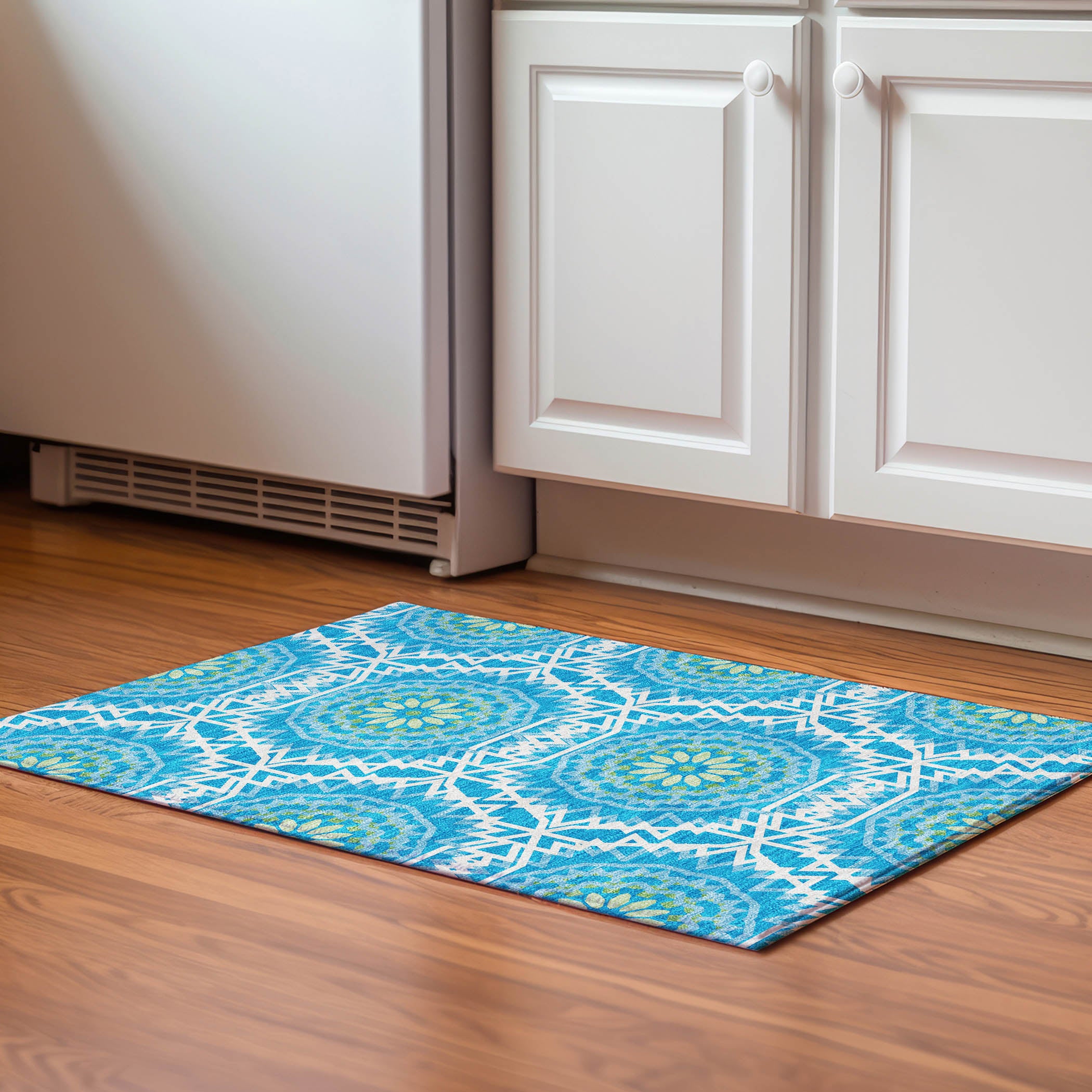 Antigua Machine Washable Transitional Blue Rug 1'8" x 2'6" #shape_Rectangle