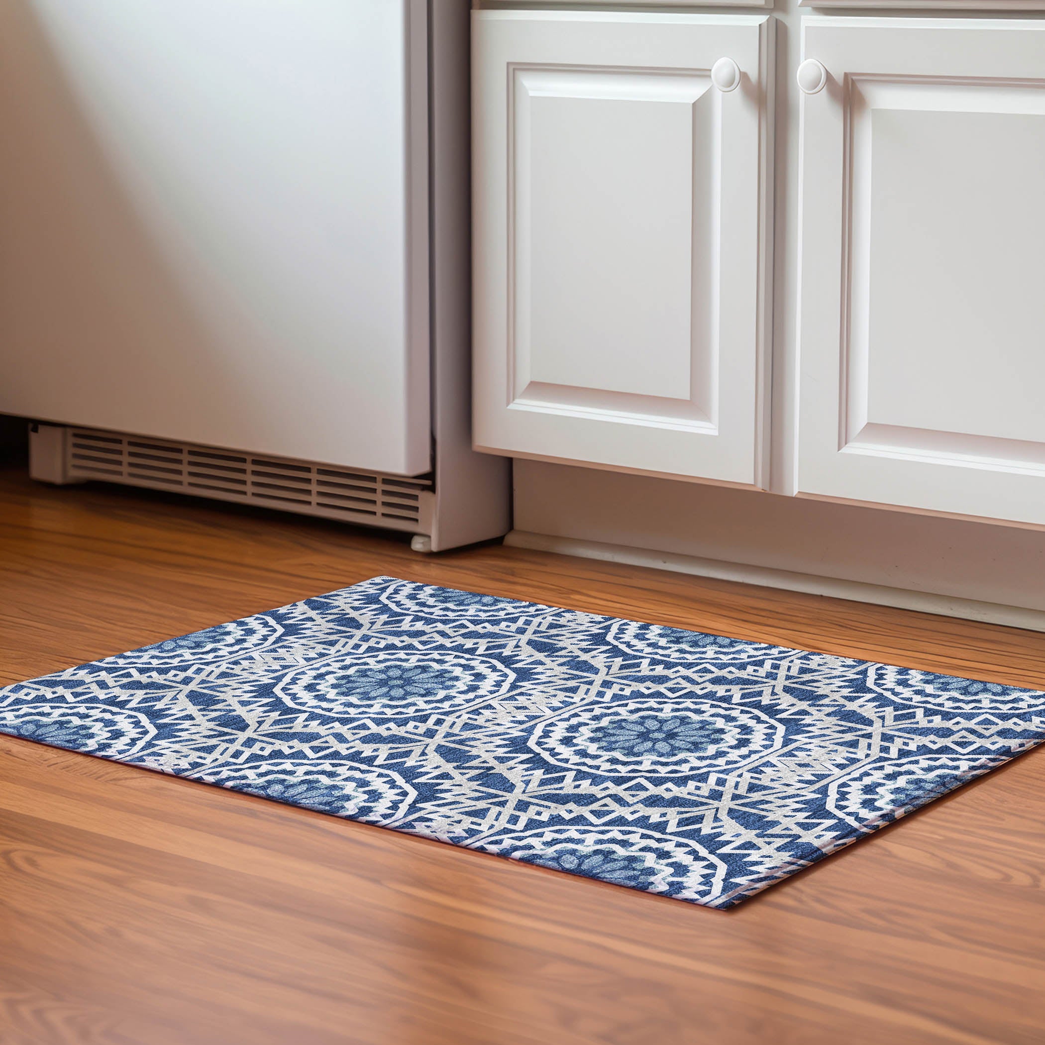 Antigua Machine Washable Transitional Navy Blue Rug 1'8" x 2'6" #shape_Rectangle