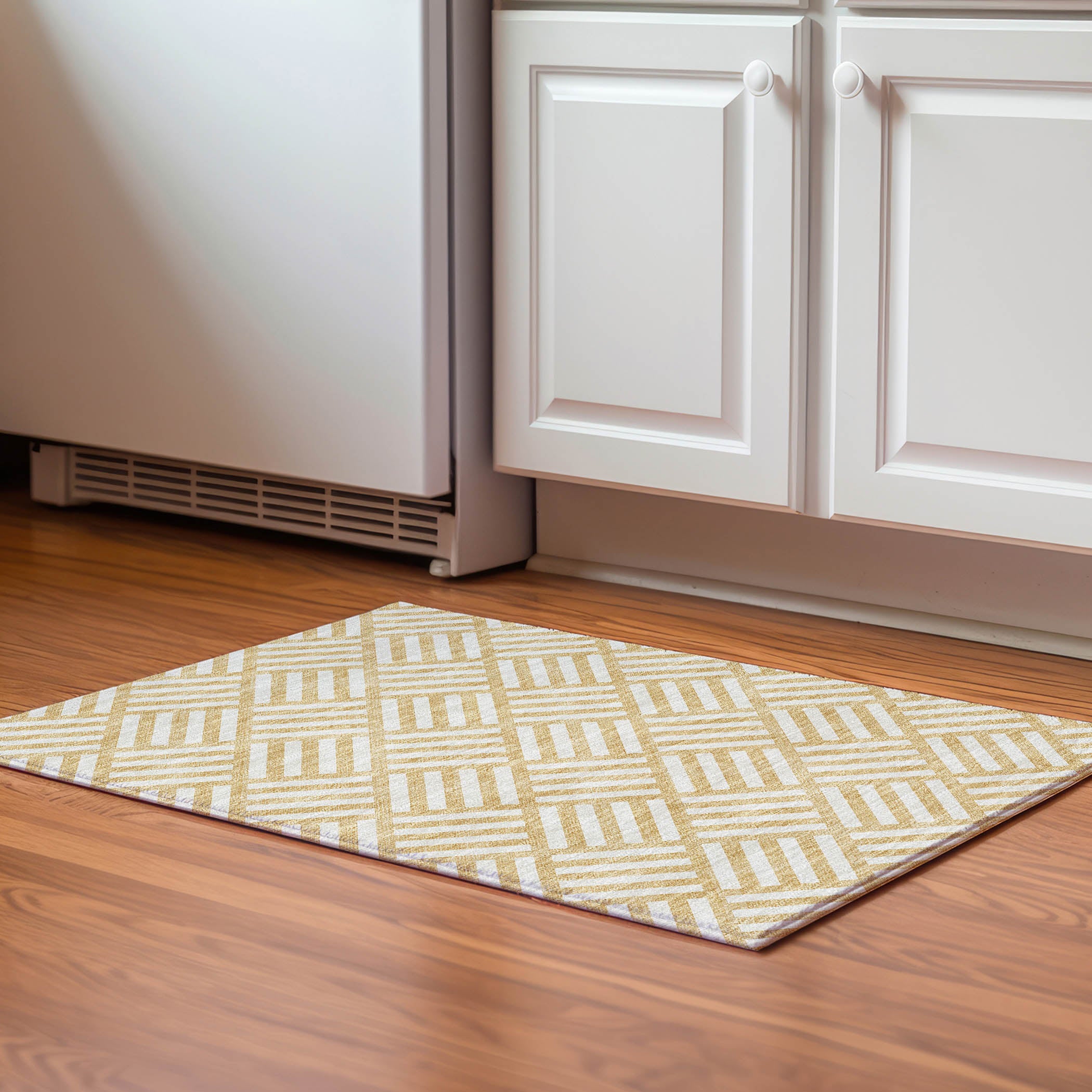 Kathmandu Machine Washable Transitional Gold Rug 1'8" x 2'6" #shape_Rectangle