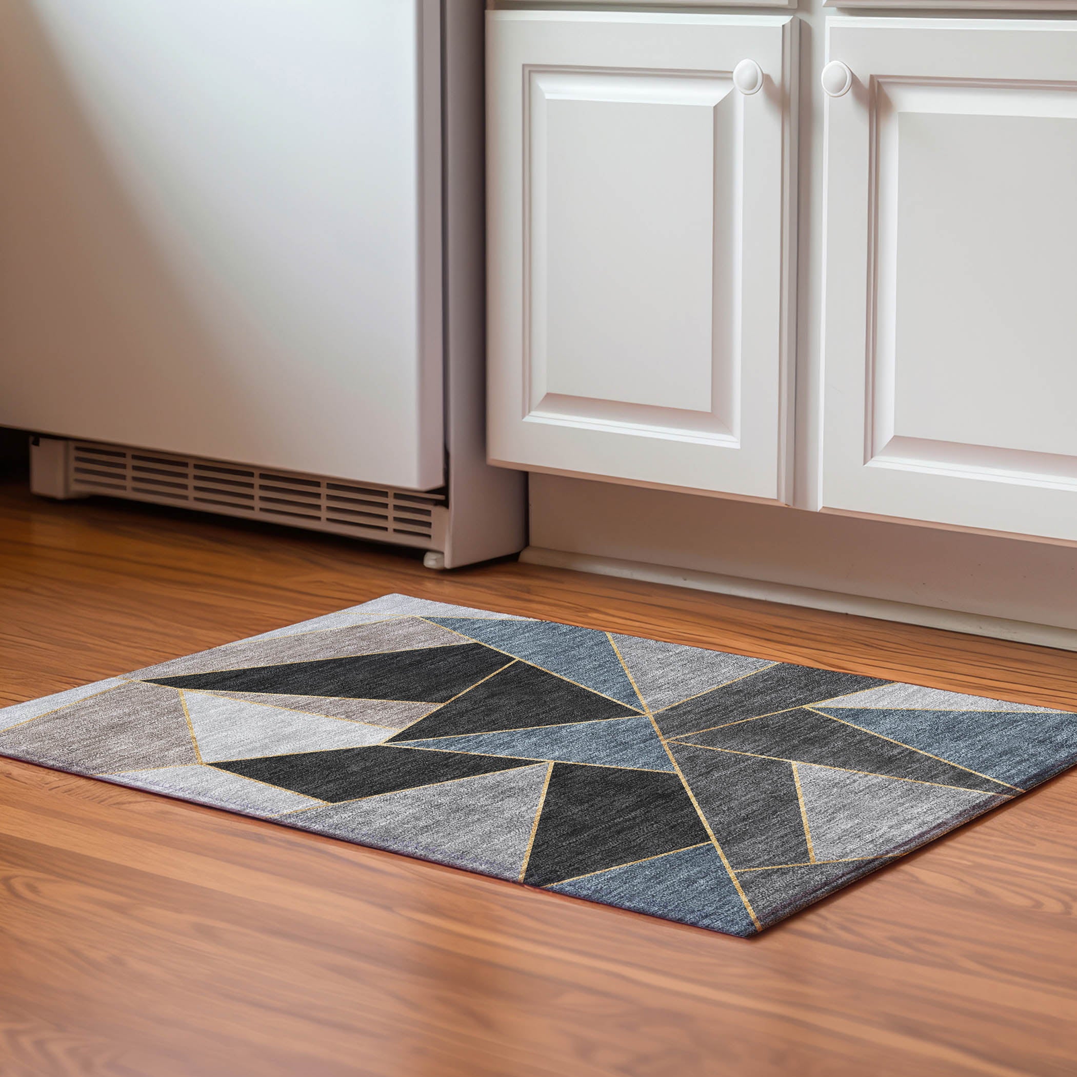 Mdina Machine Washable Transitional Blue Rug 1'8" x 2'6" #shape_Rectangle
